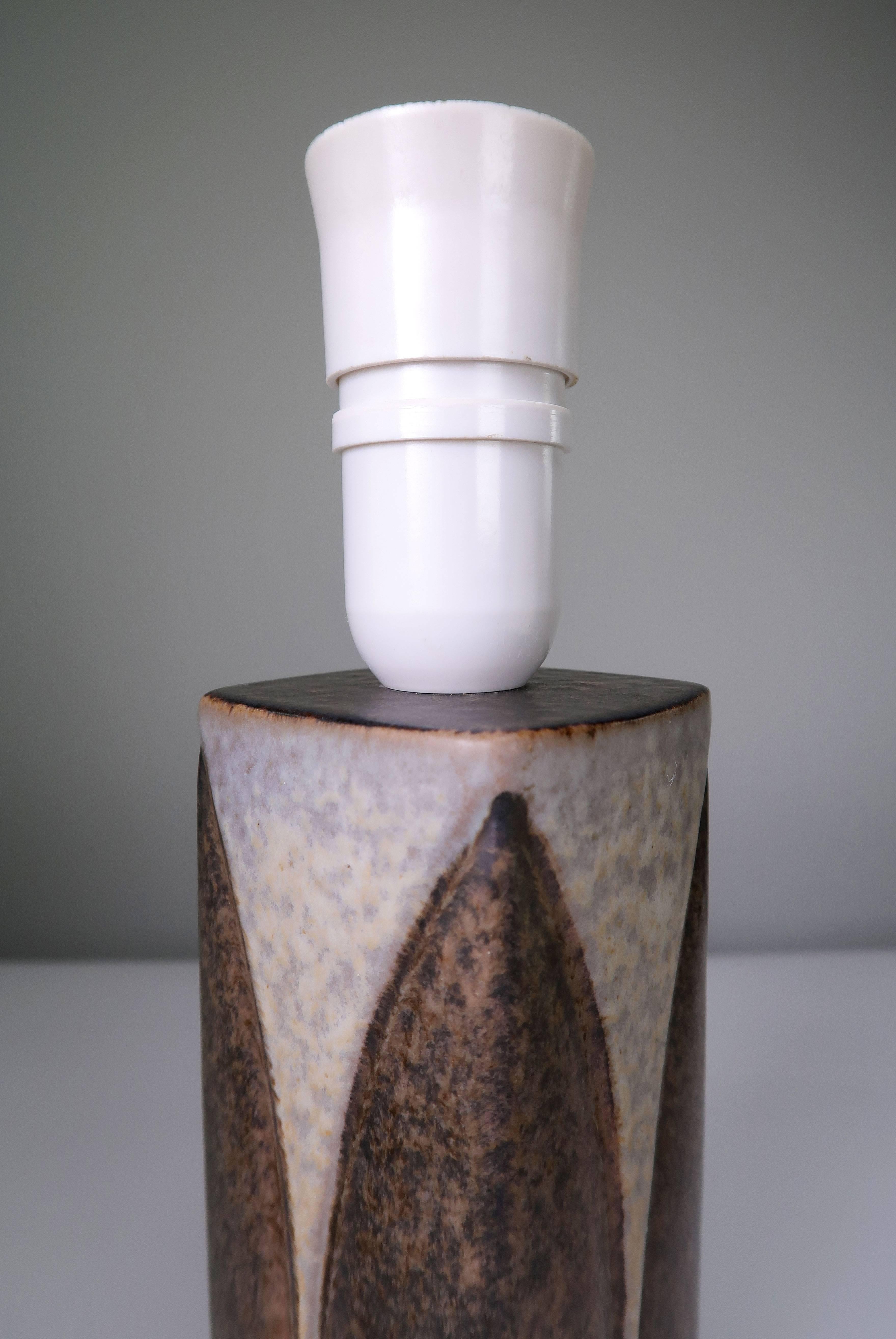 20ième siècle Ensemble de lampes et de vases en céramique de Michael Andersen, années 1950 en vente
