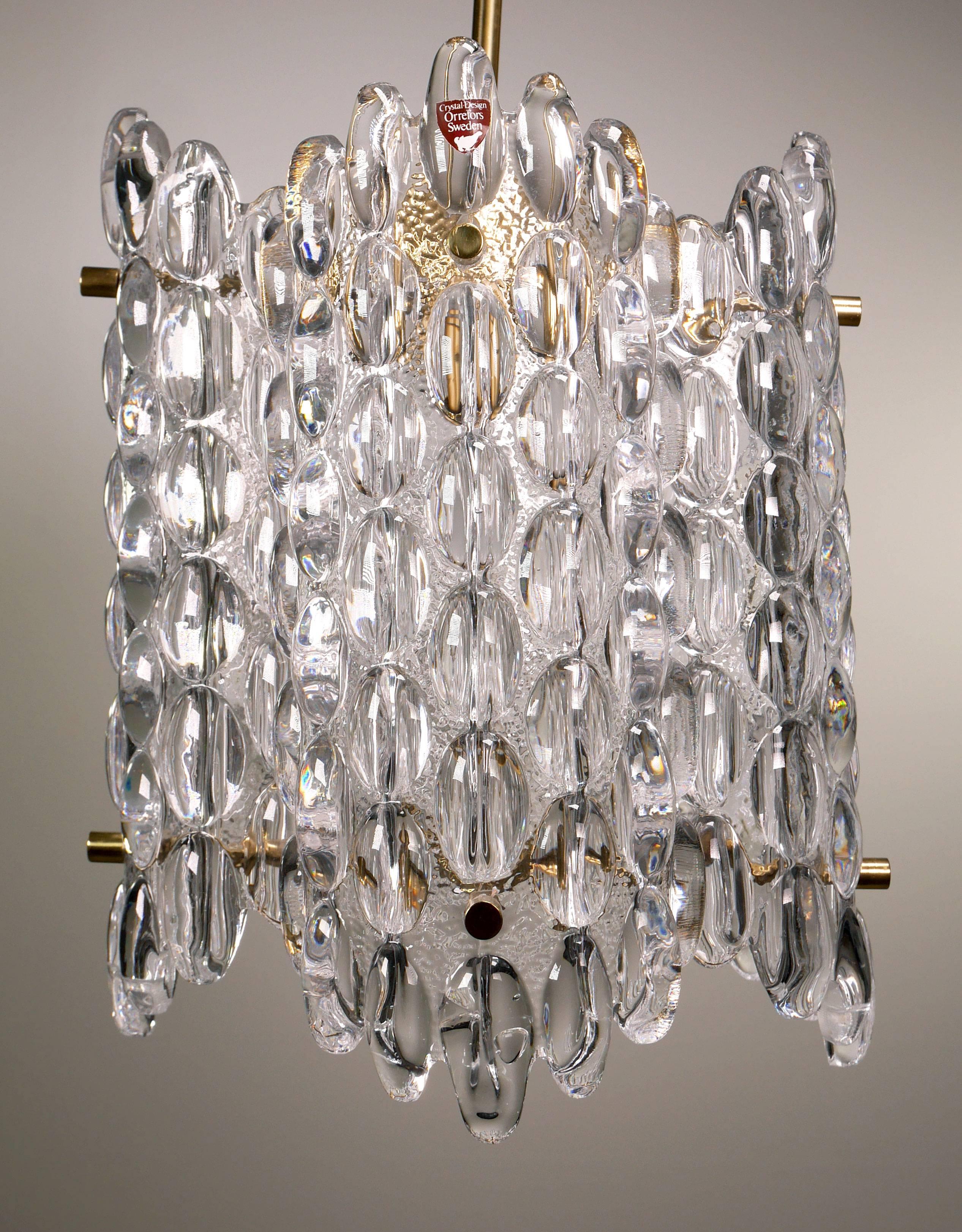 Carl Fagerlund for Orrefors Clear Textured Crystal Four-Plate Chandelier, 1950s In Good Condition In Copenhagen, DK