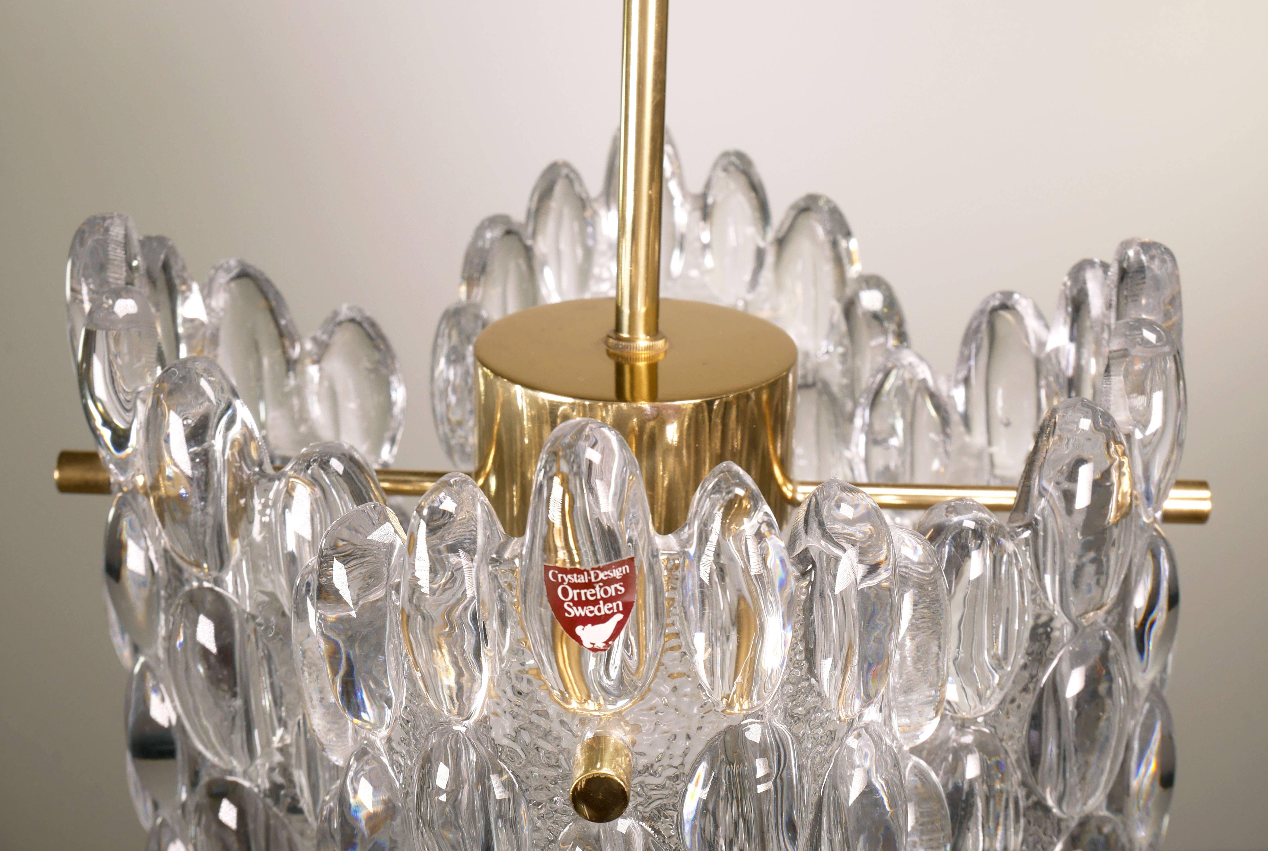 20th Century Carl Fagerlund for Orrefors Clear Textured Crystal Four-Plate Chandelier, 1950s