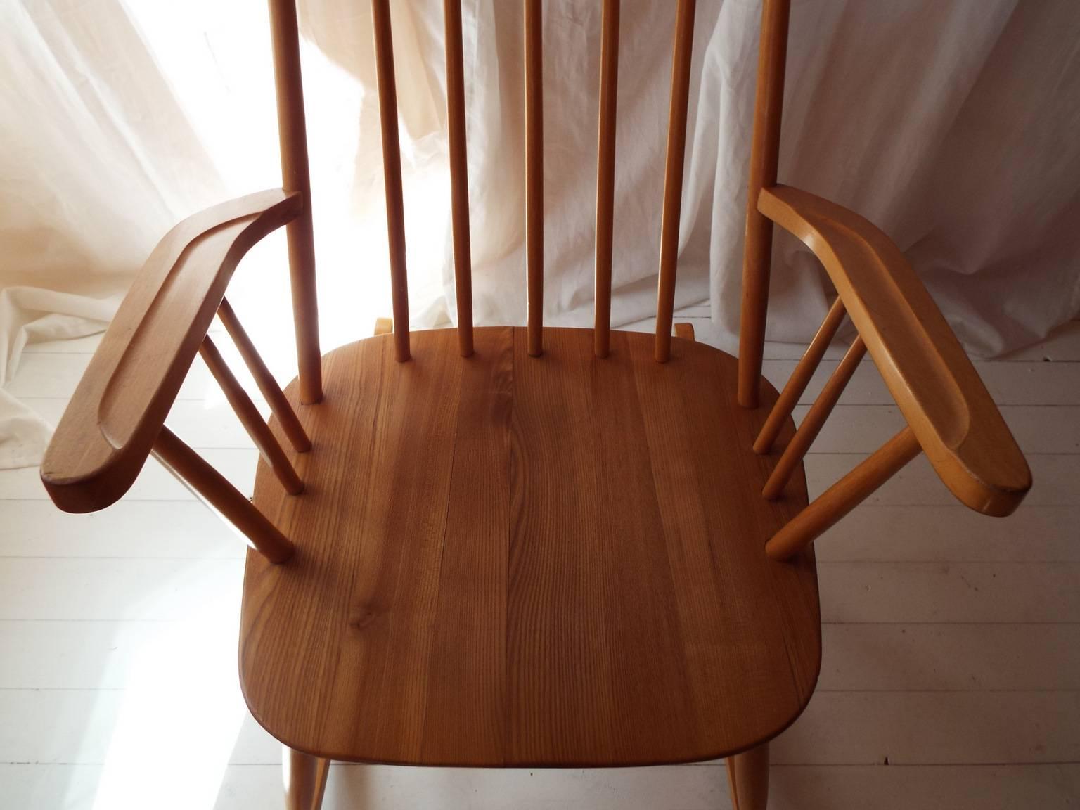 Midcentury Rocking Chair by Austrian Architect Roland Rainer with Beech frame In Good Condition For Sale In Warwickshire, GB