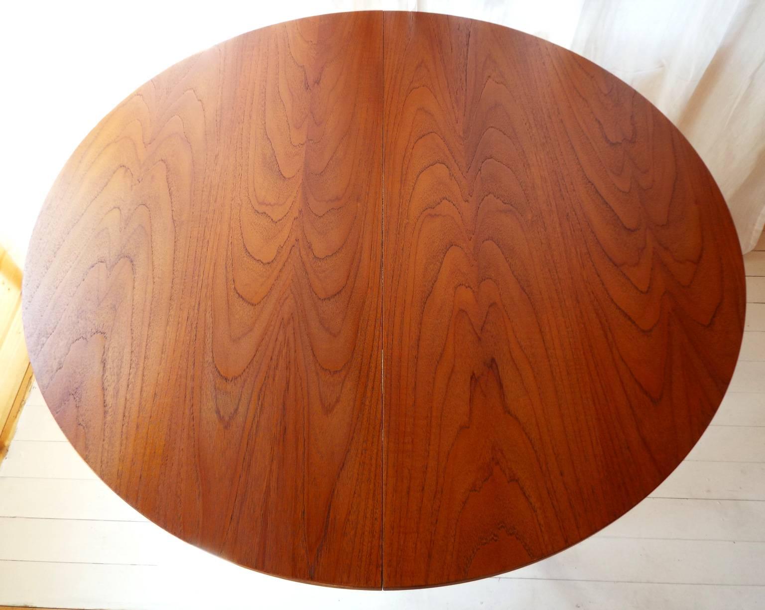 Mid-Century Modern Midcentury Swedish Teak Extending Dining Table attributed to Nils Jonsson For Sale