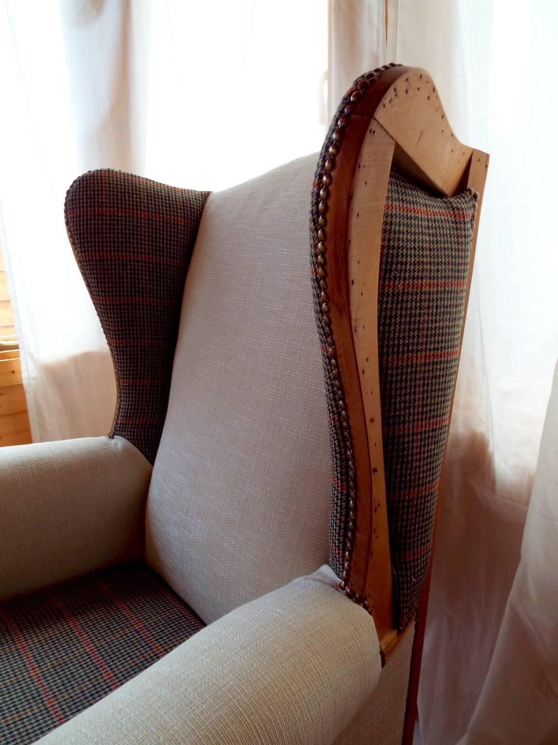 20th Century Fully Reupholstered Birch and Alpe Wingback Armchair Inspired by Ralph Lauren For Sale
