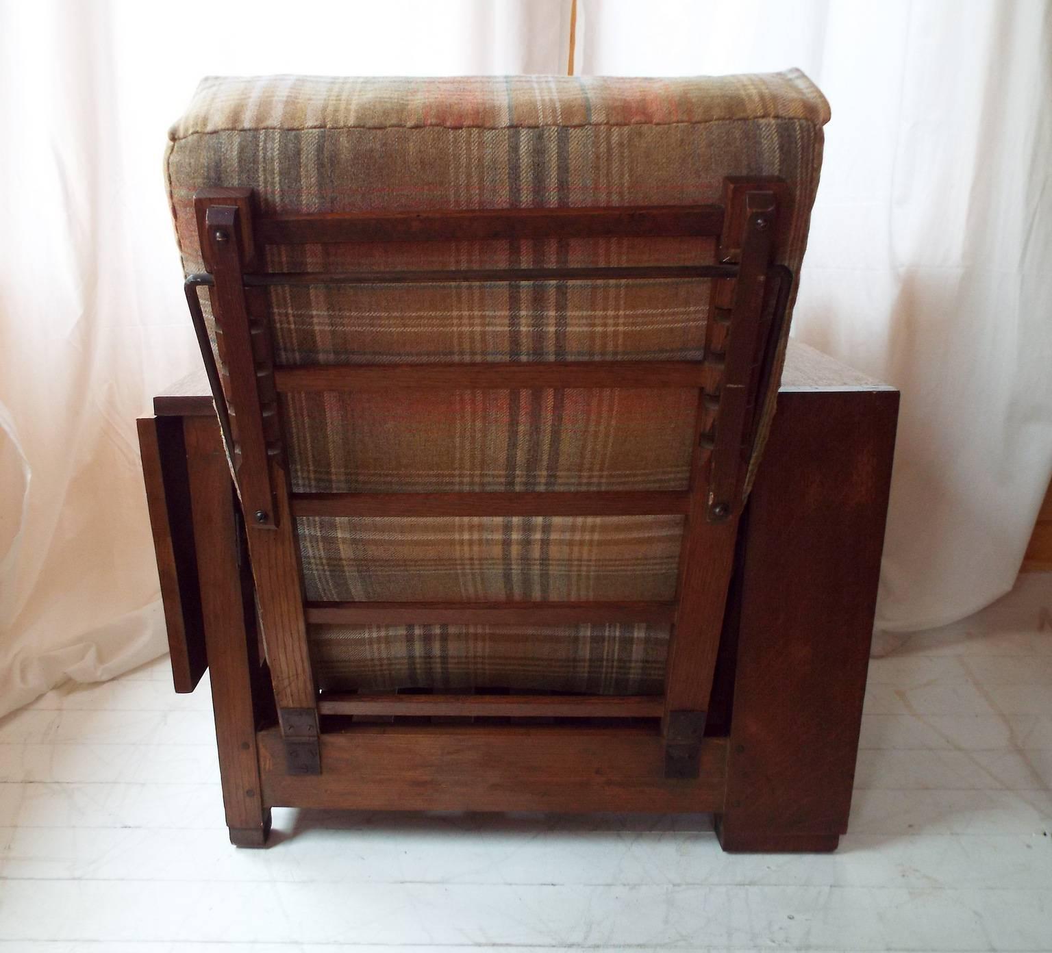 Great Britain (UK) Ambrose Heals, Heal's & Son London, Oak Library Chair, 1920s