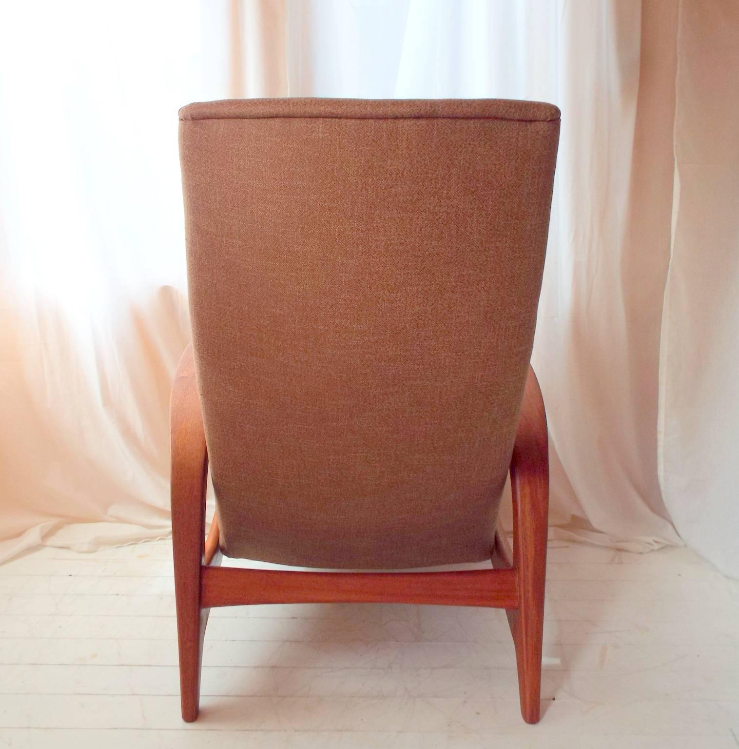 1960s Gimson & Slater Rock'n'rest Lounge Chair with Original Twill Upholstery For Sale 1