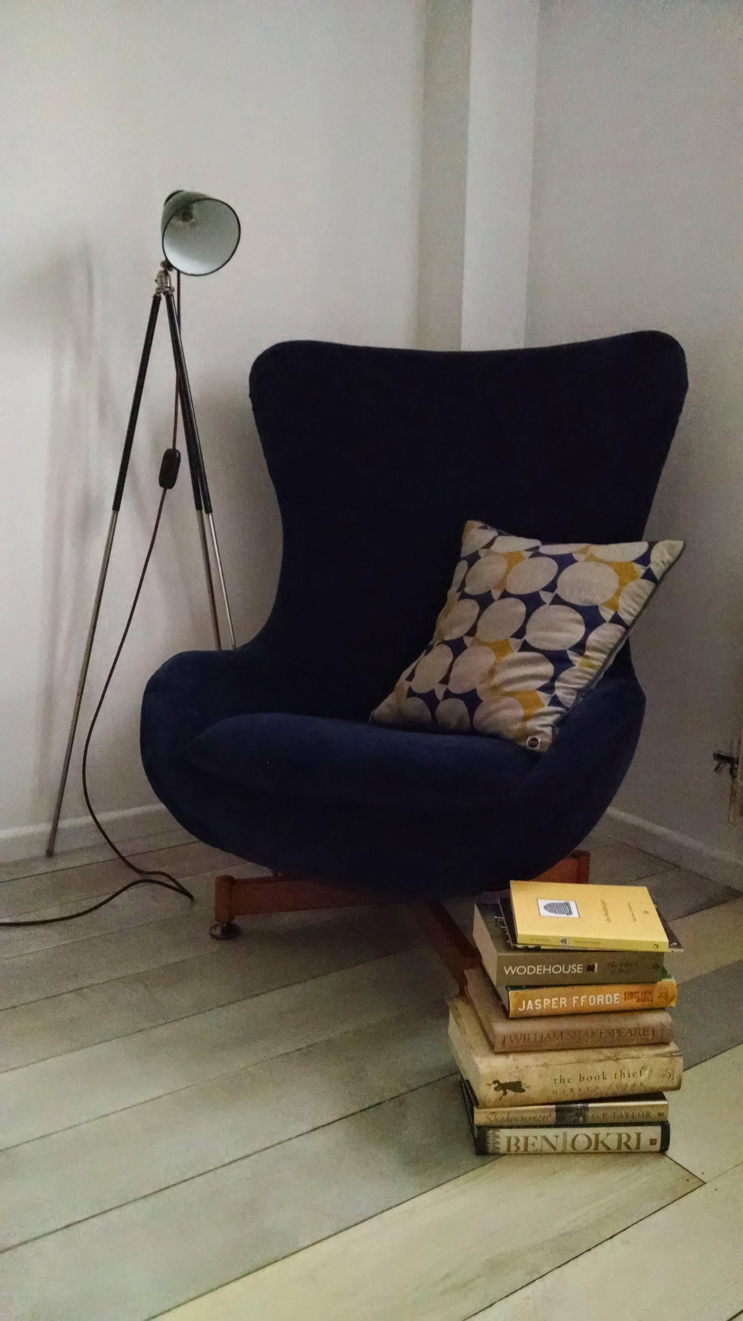 Mid-Century Modern 1960s Greaves & Thomas Swivel Chair in Blue Velvet