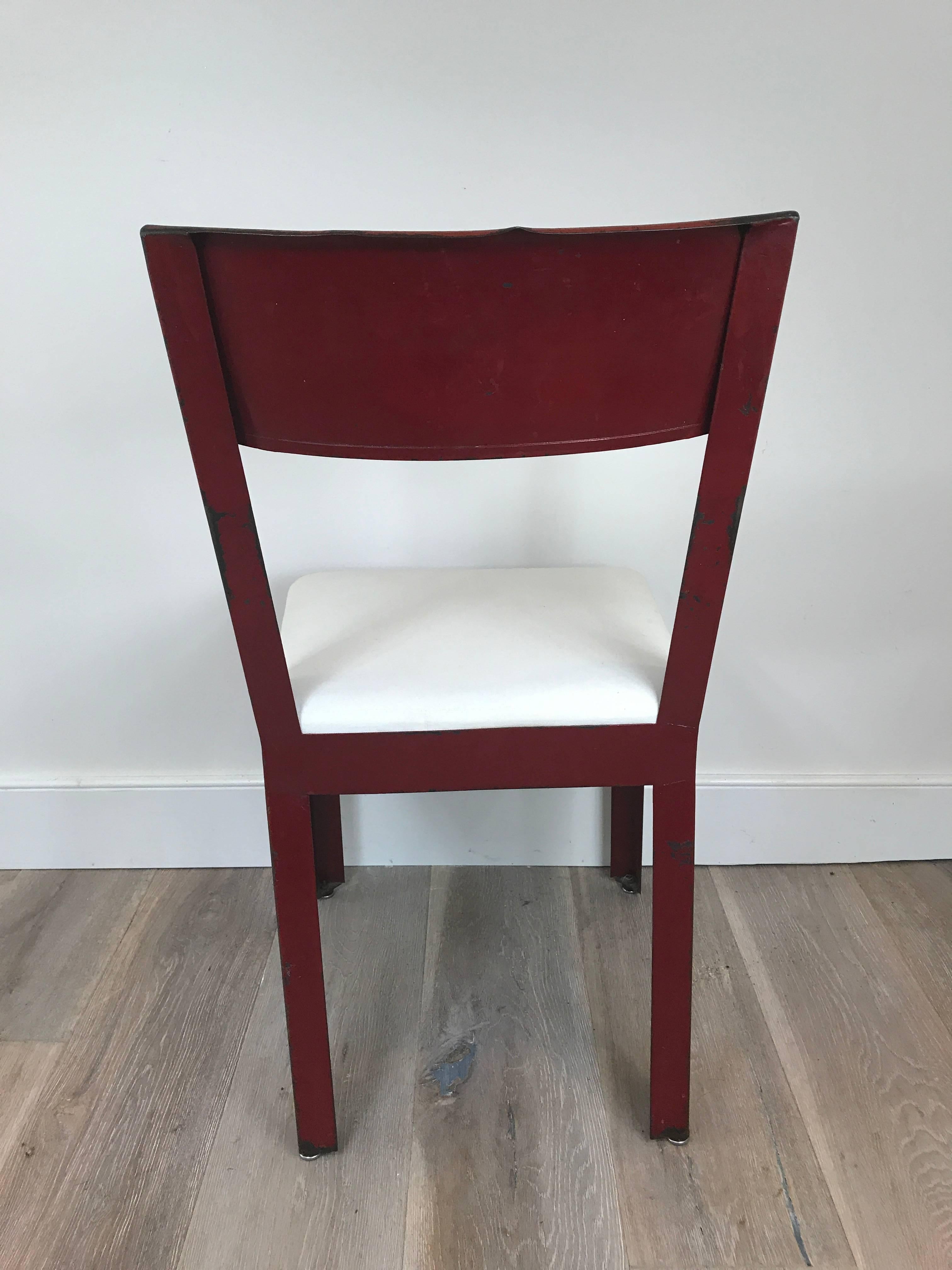 Jean Prouvé Side Chair In Excellent Condition For Sale In Stockton, NJ