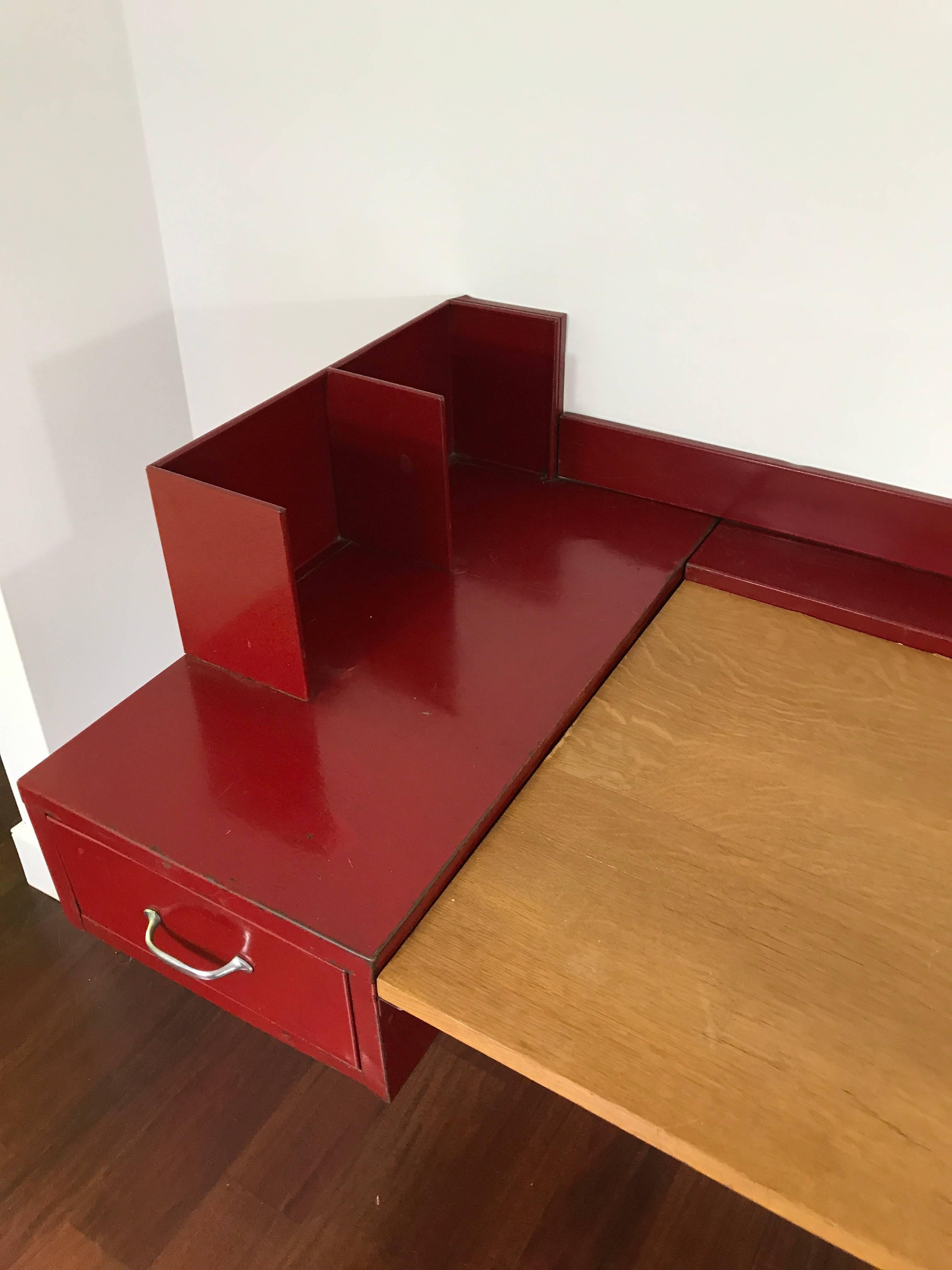 wall mounted desk