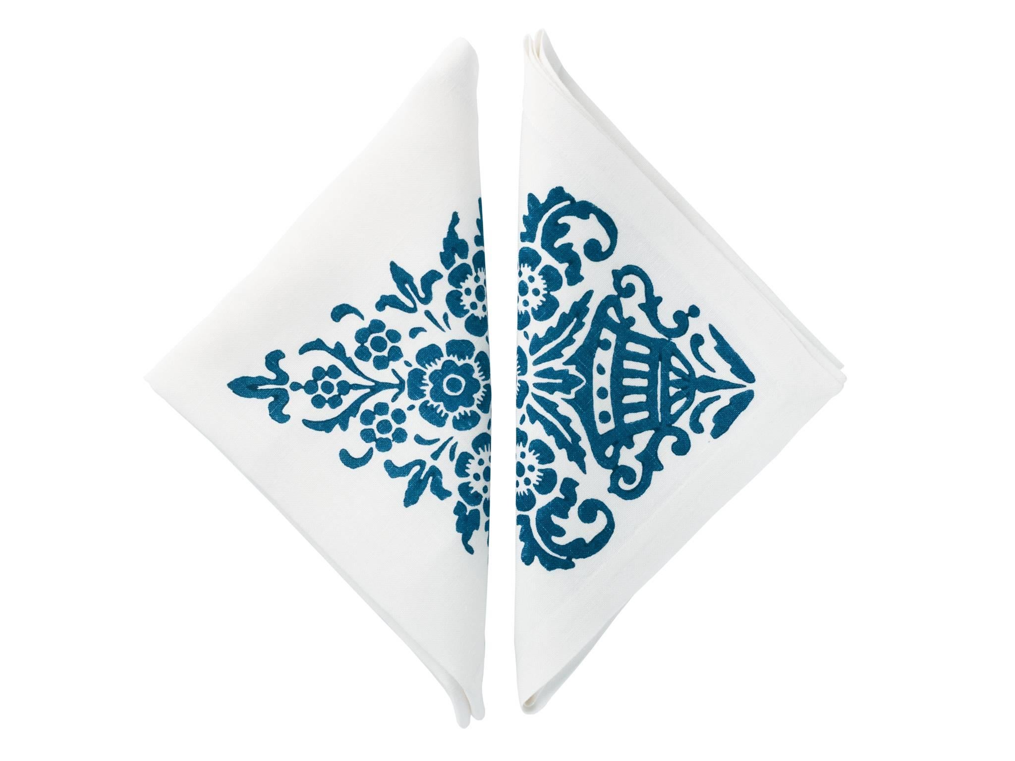 Blue hand printed linen napkins. 

These hand printed Italian linen napkins have been created using the very finest pure white linen exclusively for Cabana. The master artisan print house in Emilia-Romagna, Italy, has used traditional printing