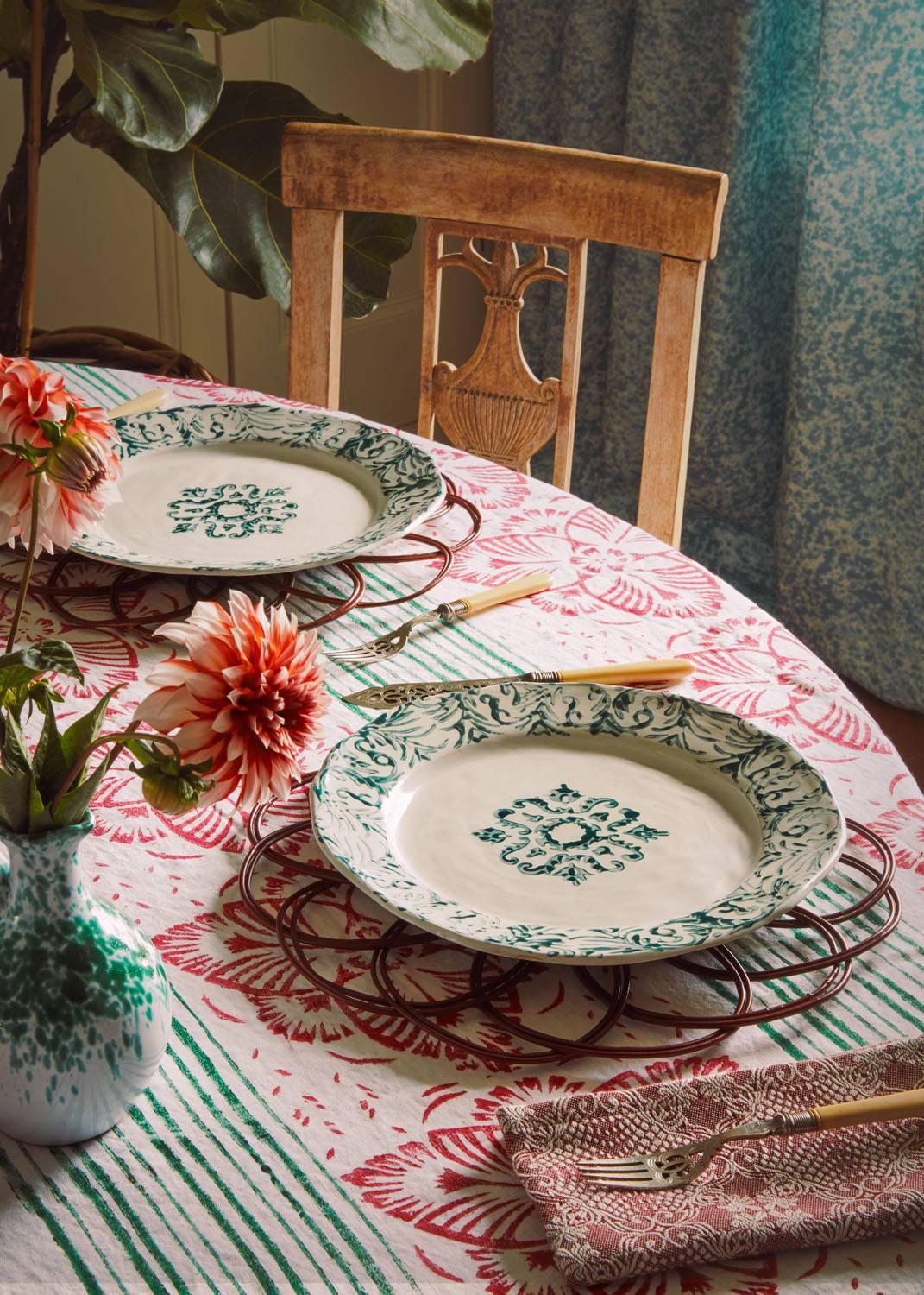 Hungarian Hand Printed Green and White Floral Dinner Plates, Set of Four For Sale