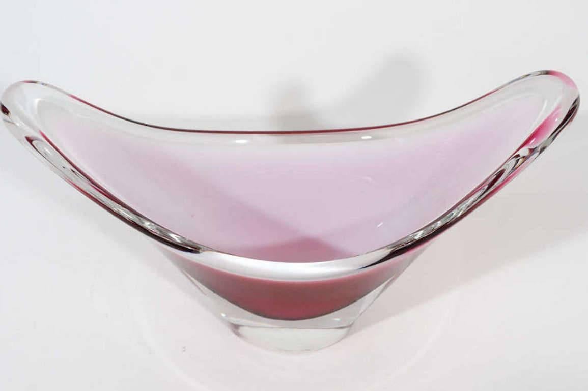 Swedish Flygsfors Bowl, Sweden, 1960s in Pink and White For Sale