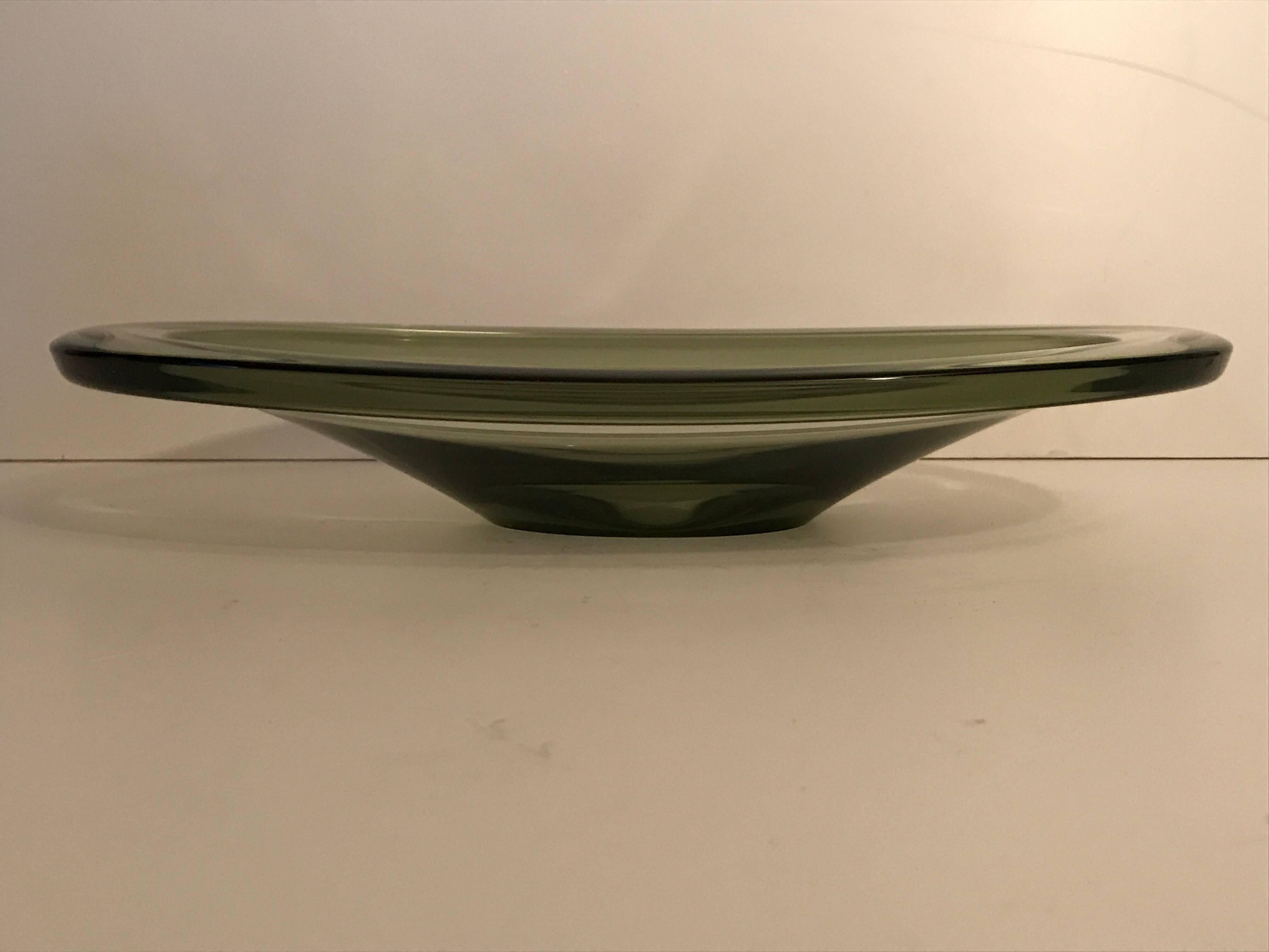 1955 Swedish Kosta Oval Glass Dish by Vicke Lindstrand In Excellent Condition For Sale In Drottningholm, SE