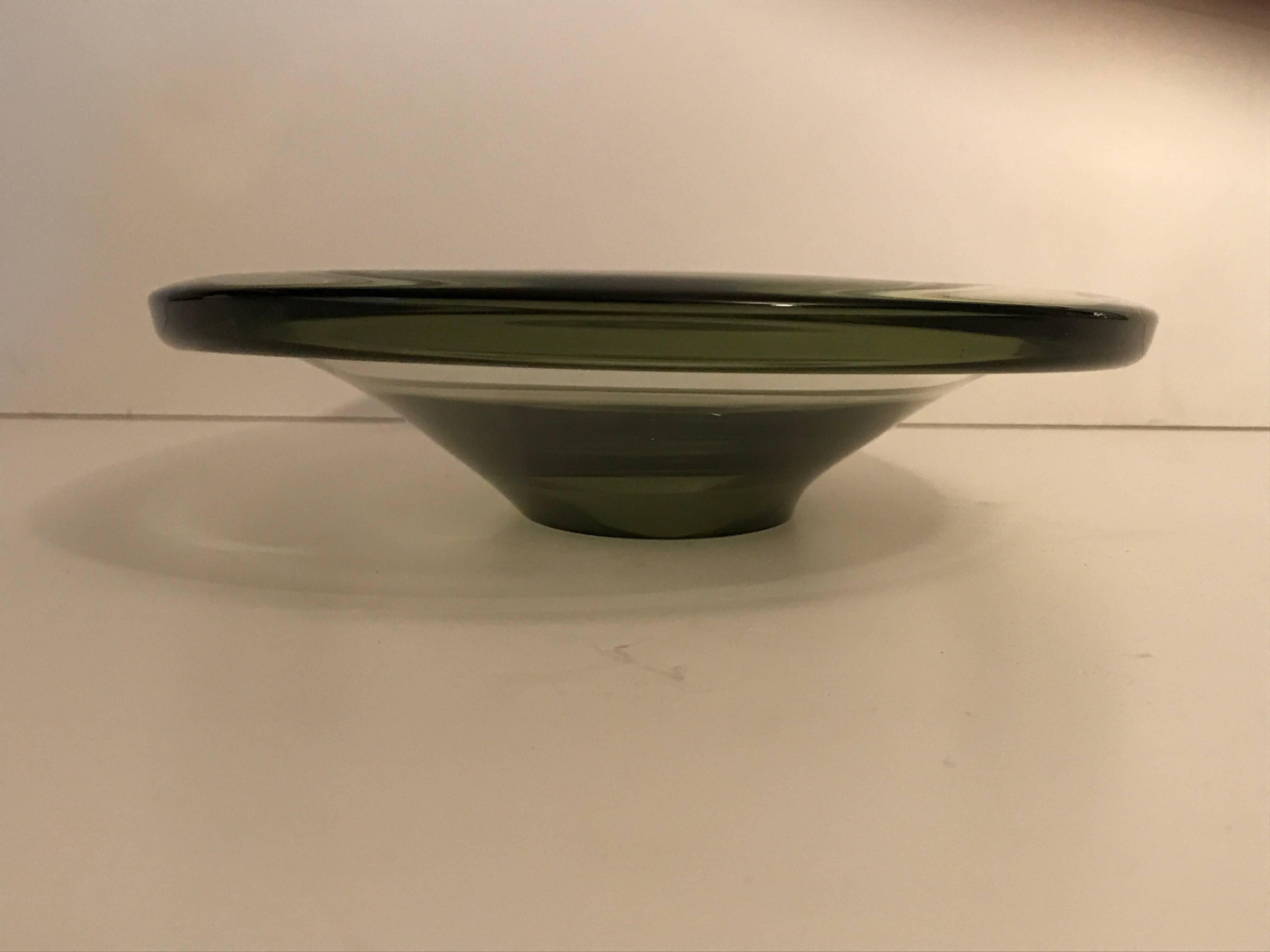 Mid-20th Century 1955 Swedish Kosta Oval Glass Dish by Vicke Lindstrand For Sale