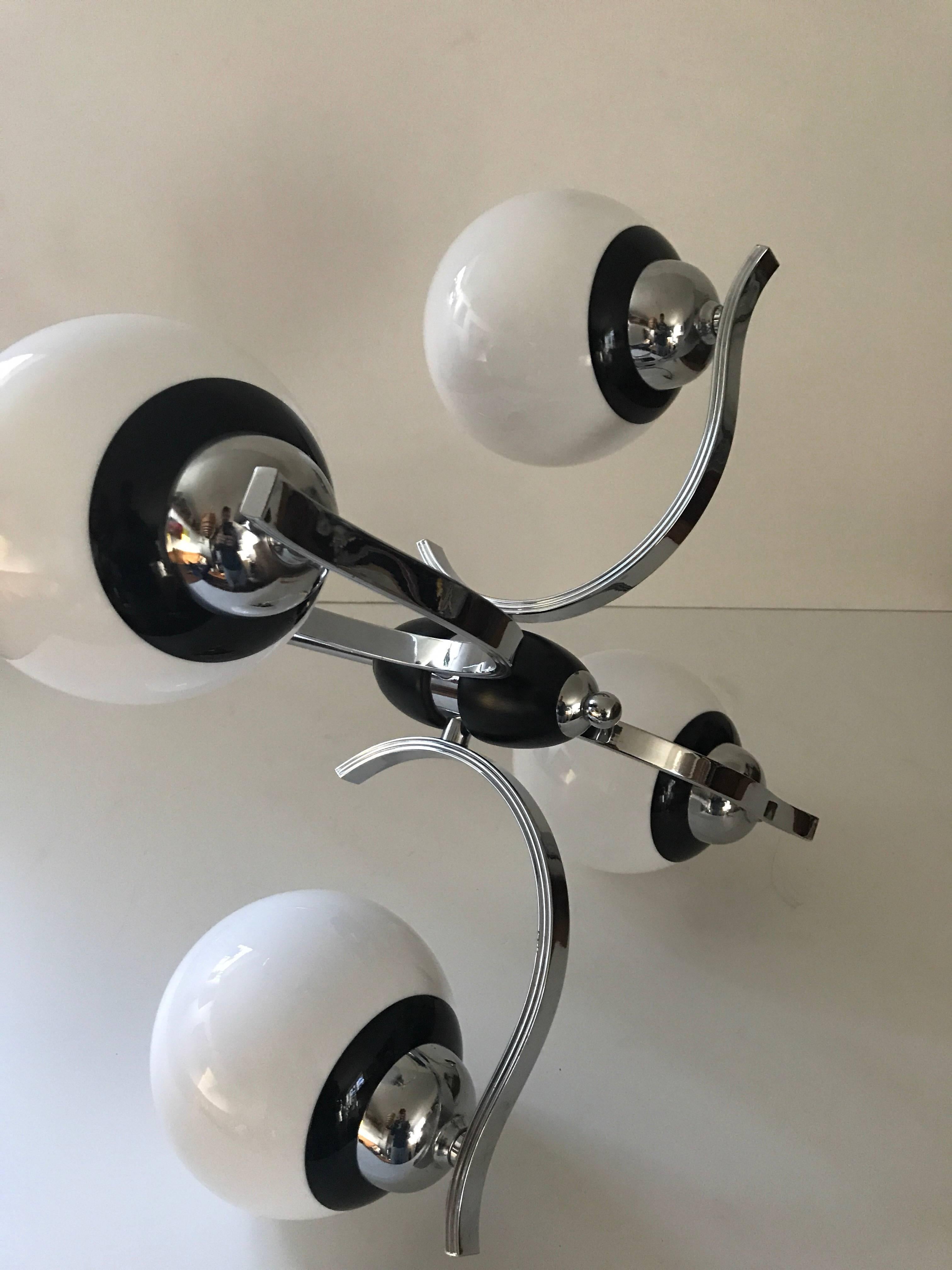 Swedish 1935 Art Deco Chrome and Glass Four-Bulb Chandelier In Excellent Condition For Sale In Drottningholm, SE