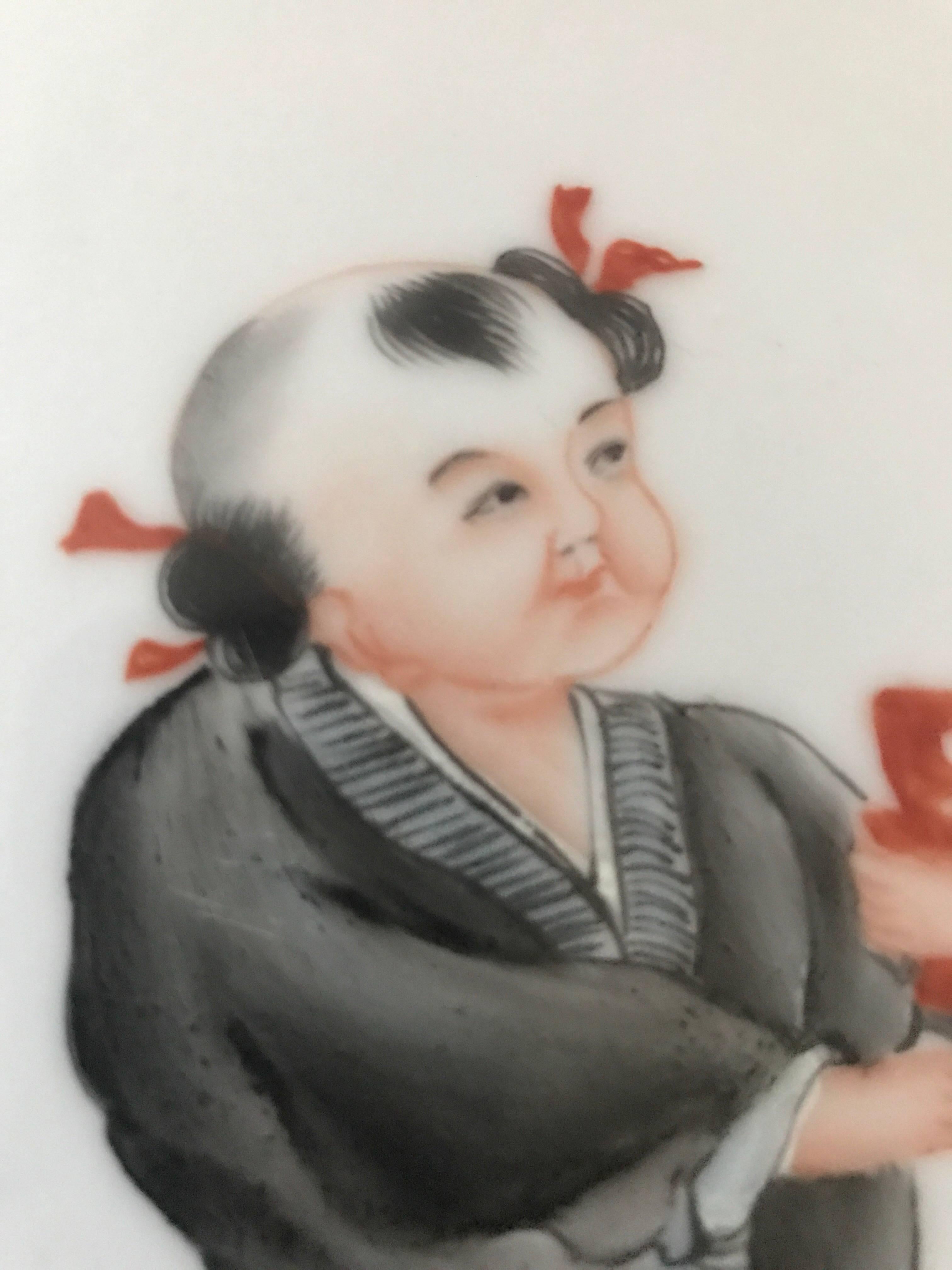 Chinese Republic Famille Rose Porcelaine Wall Plaque Wall Painting  In Excellent Condition For Sale In Drottningholm, SE