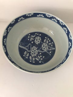 Very Large Punch Chinese 19th Century Blue and White Porcelain Punch Bowl