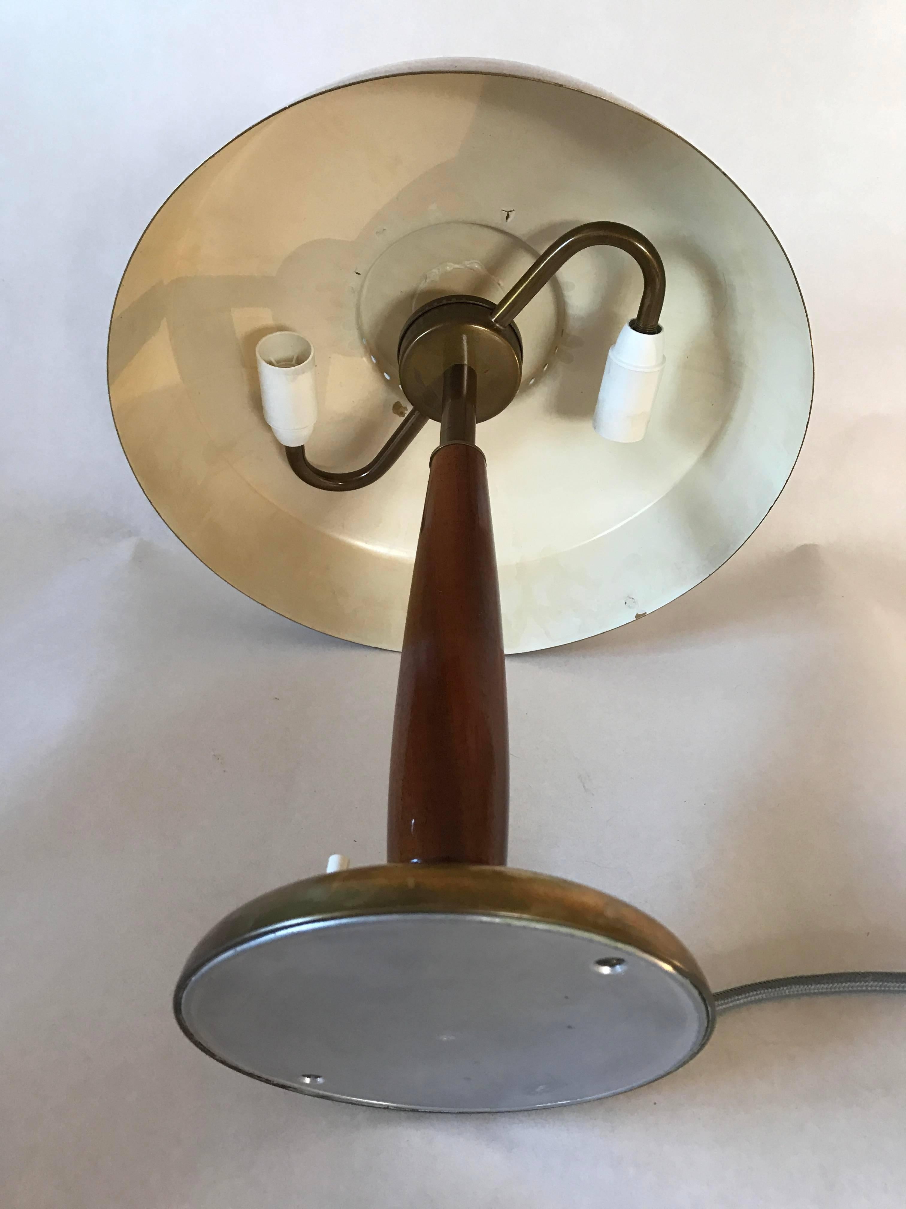 Mid-20th Century 1940-1950 Swedish Brass and Oak Table Lamp Hans Bergström For Sale