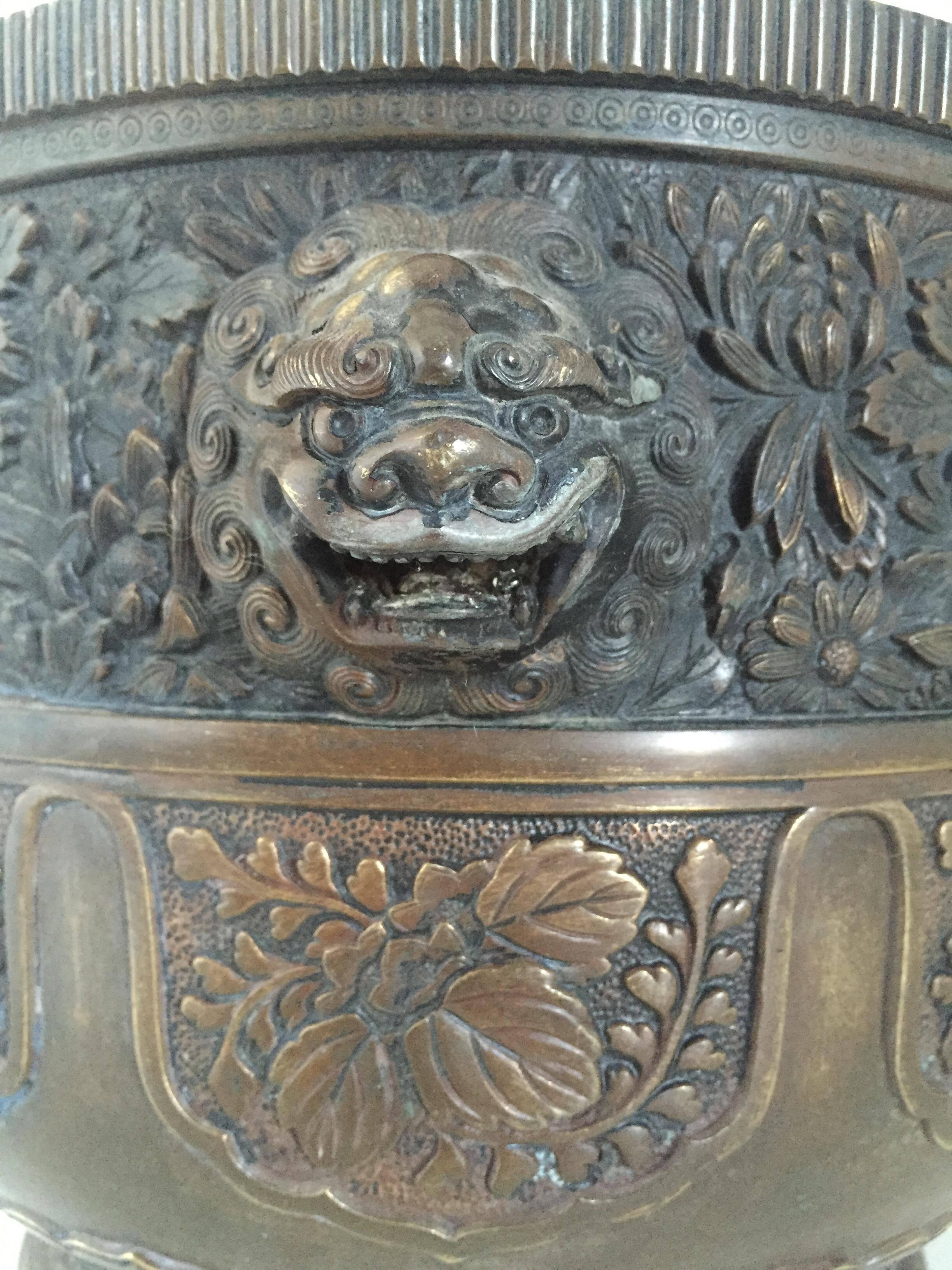 19th Century Large Chinese Bronze Jardinière or Planter 1