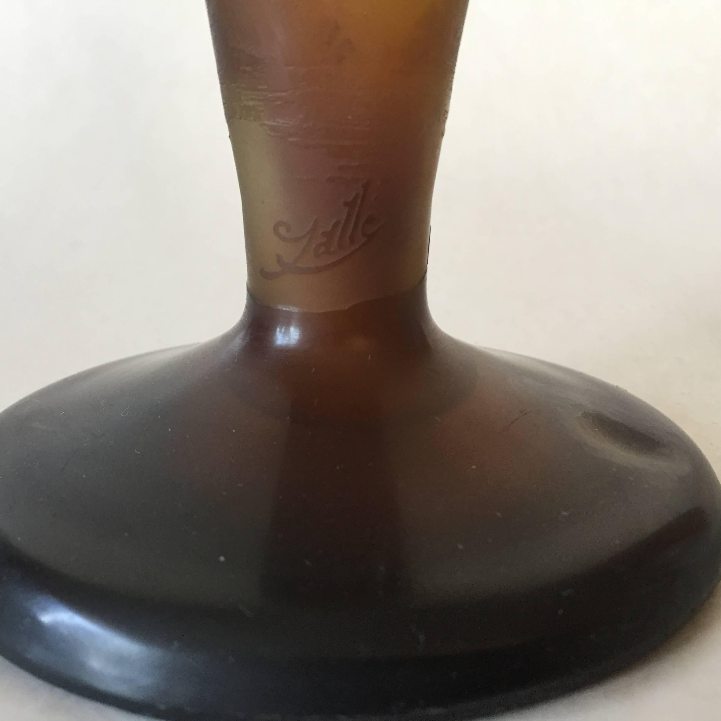 Late 19th Century Èmile Gallé Cameo Glass Lamp Base In Good Condition For Sale In Drottningholm, SE