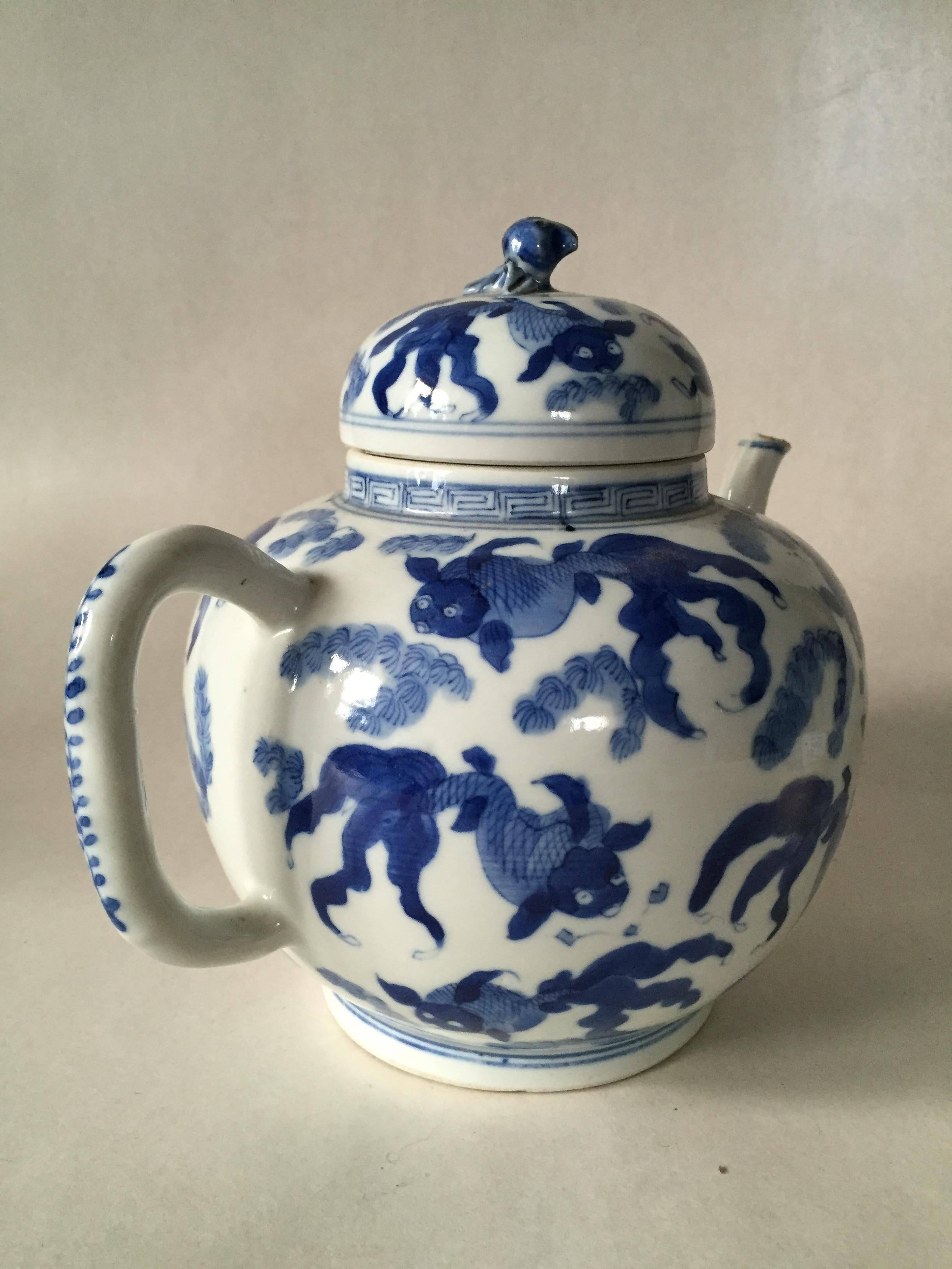 A fantastic and rare blue and white teapot made during the first part of the 18th century, most likely during the late Kangxi reign or early Yongzheng. The teapot is in a very nice condition, there are only some minor frits on the mouth of the pipe,