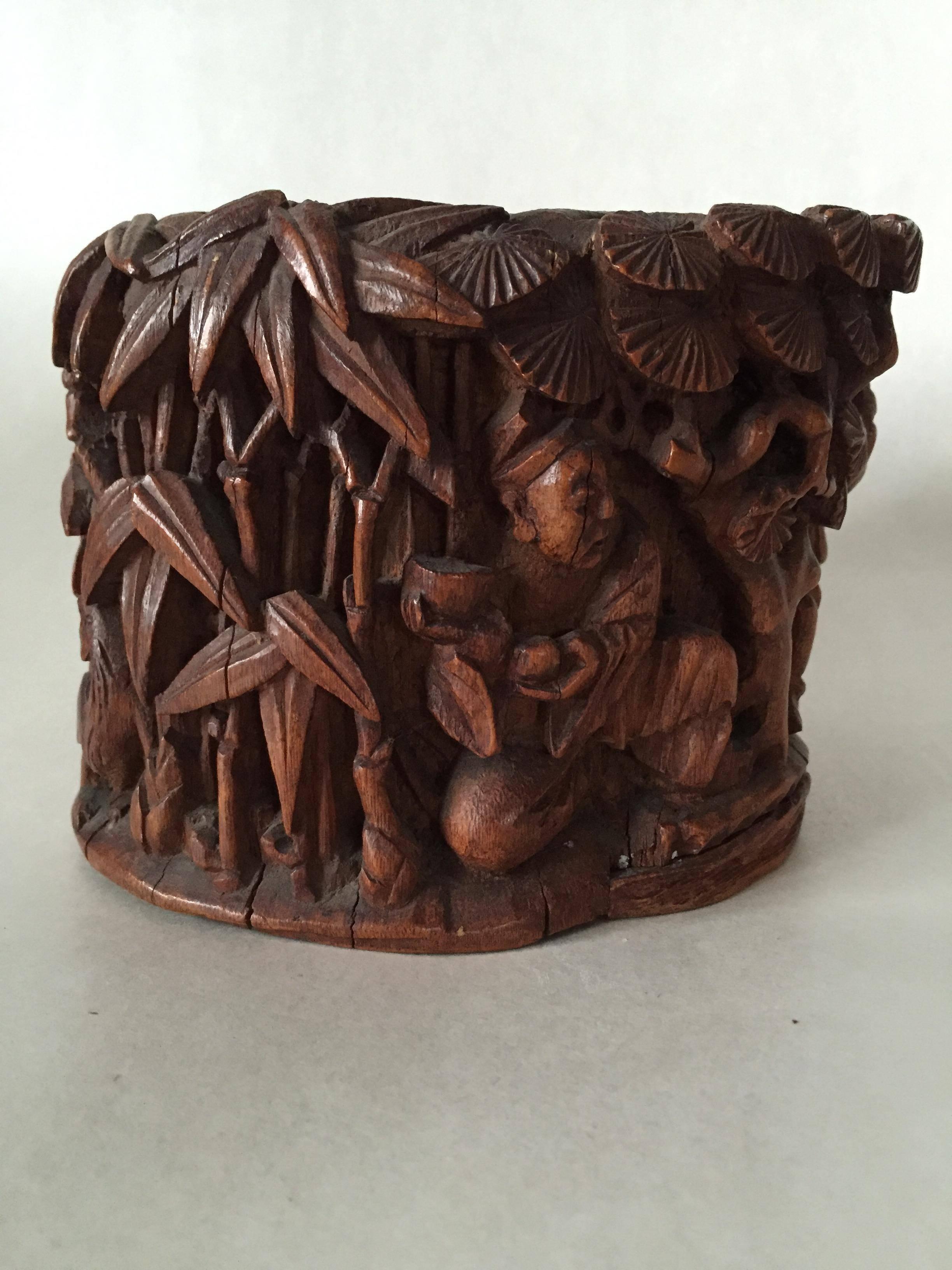 19th Century Chinese Carved Bamboo Brushpot For Sale 2