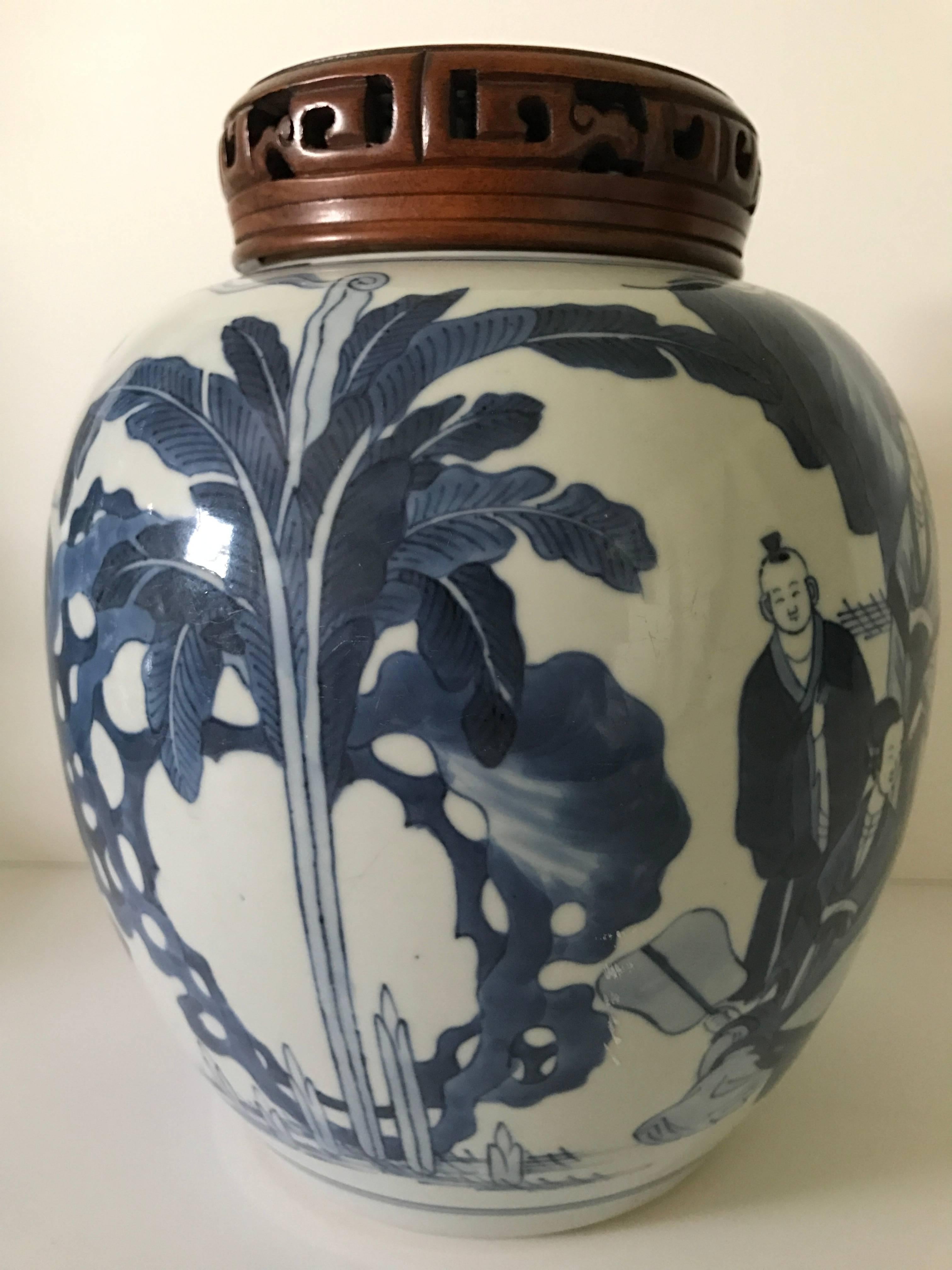 Porcelain Late 17th Century Kangxi Period Jar with Wooden Lid, 1662-1722