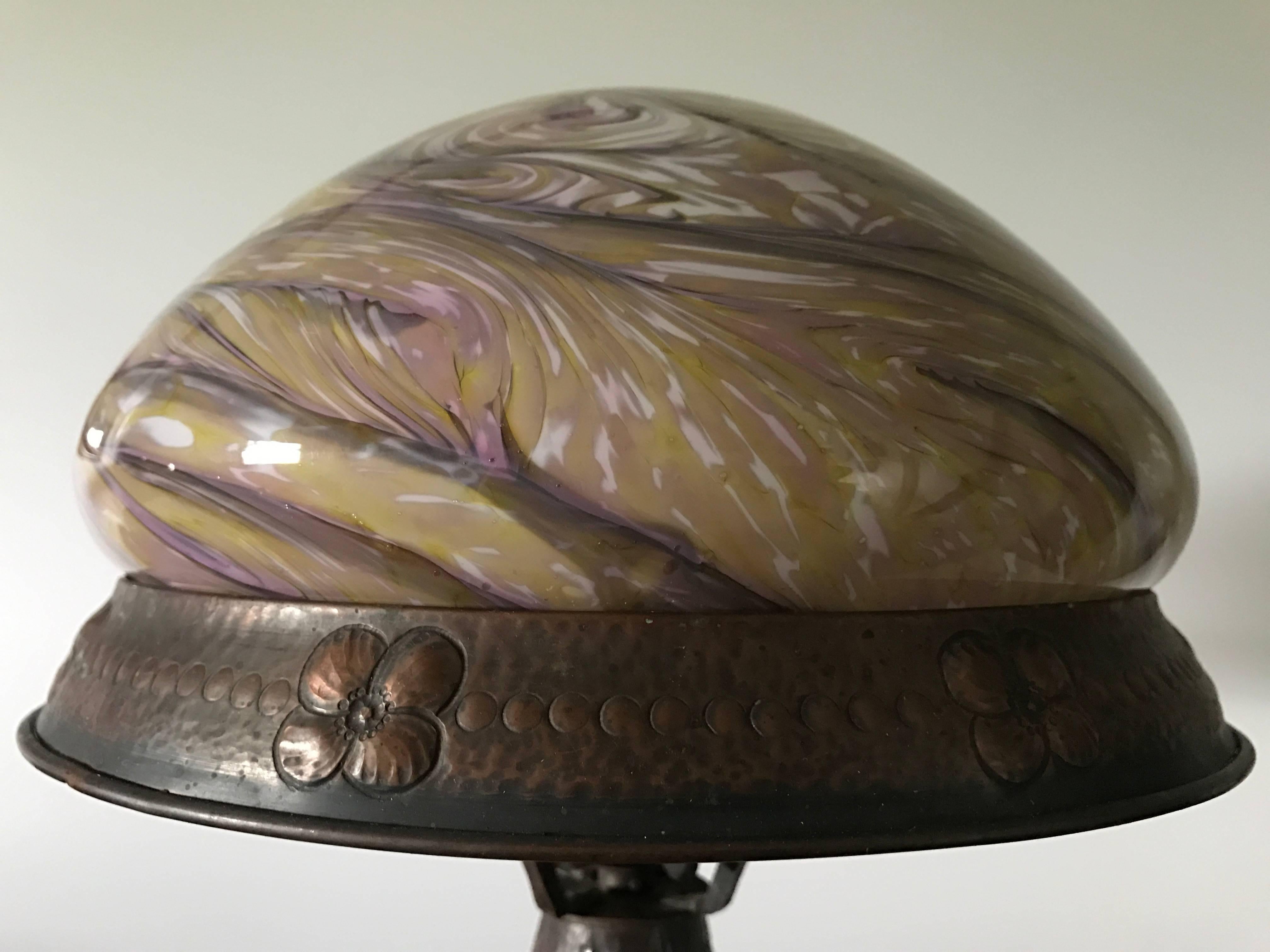 Early 20th Century Swedish Jugend Art Nouveau Copper and Glass Table Lamp For Sale 2