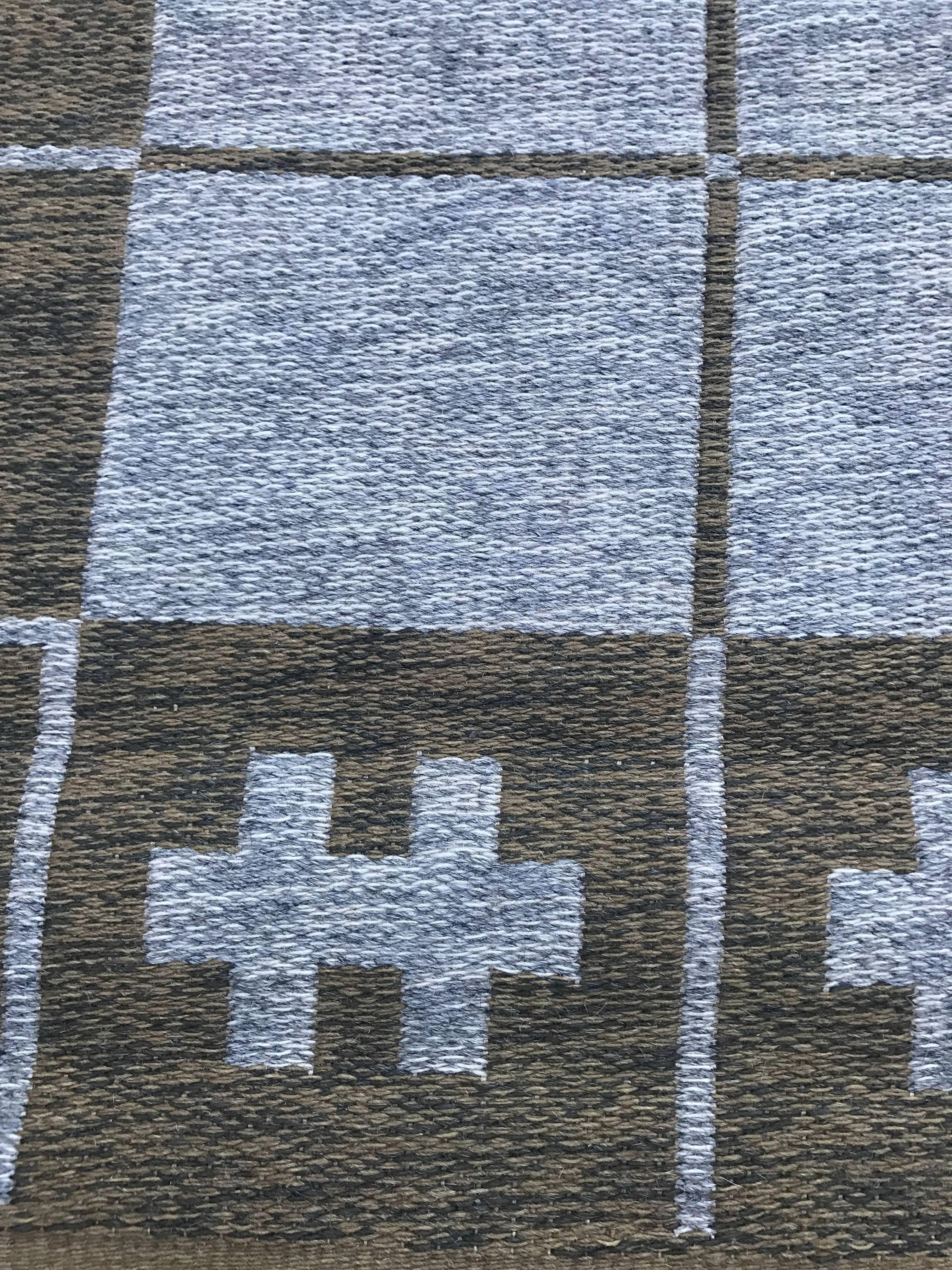 Mid-20th Century 1950 Swedish Double Side Flat-Weave Wool Kilim Carpet For Sale