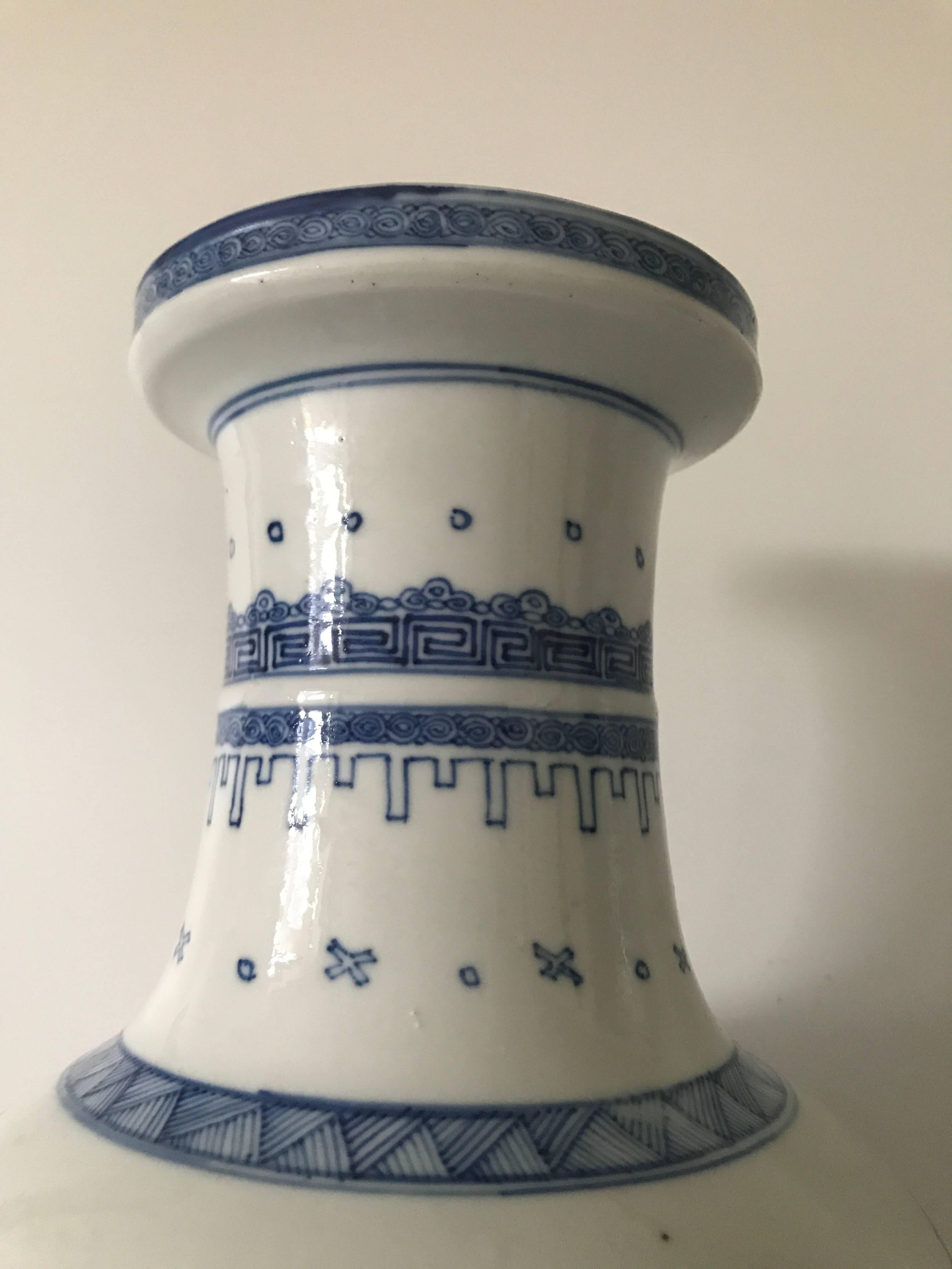 Large Chinese Mirror Pair of Kangxi Style Porcelain Vases 2