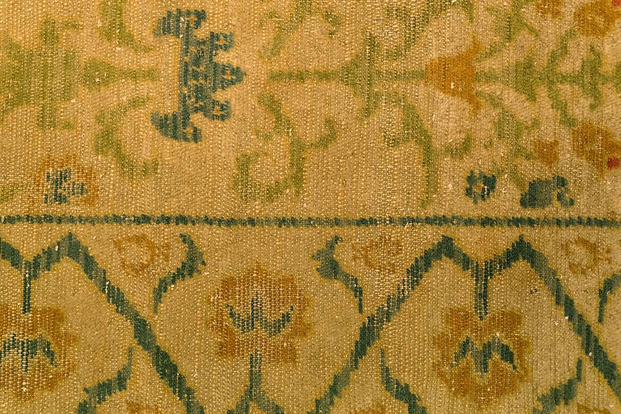 Spanish rug manufactured in the mid-20th century in the Francisco Franco Foundation.
Hand-knotted rug created by Spanish artisans in the typical Spanish fine knot.
17th century Alcaraz designs in blue, green, orange and golden colors used in that