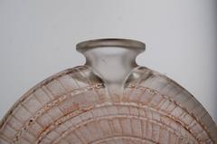 Air Pressed and Blown 'Escargot' Glass Vase by René Lalique