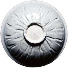 Petit bol circulaire en porcelaine de Chine Période Sung, 12e-14e siècle