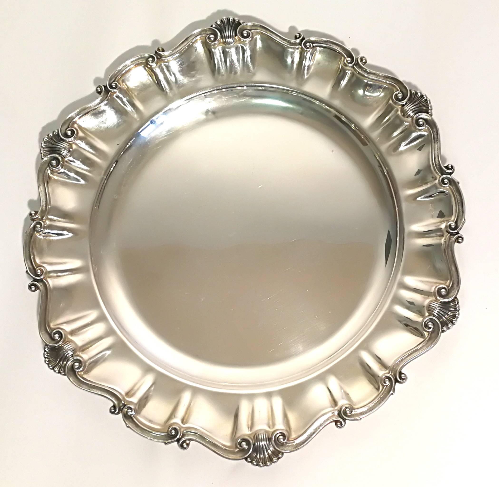 Very nice silver dish plate, excellent conditions. The edges are beautifully decorated.