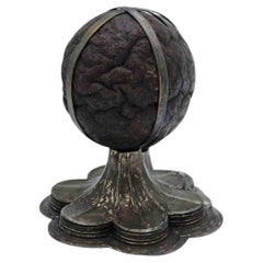 Bezoaro con base in argento, XVII-XVIII secolo