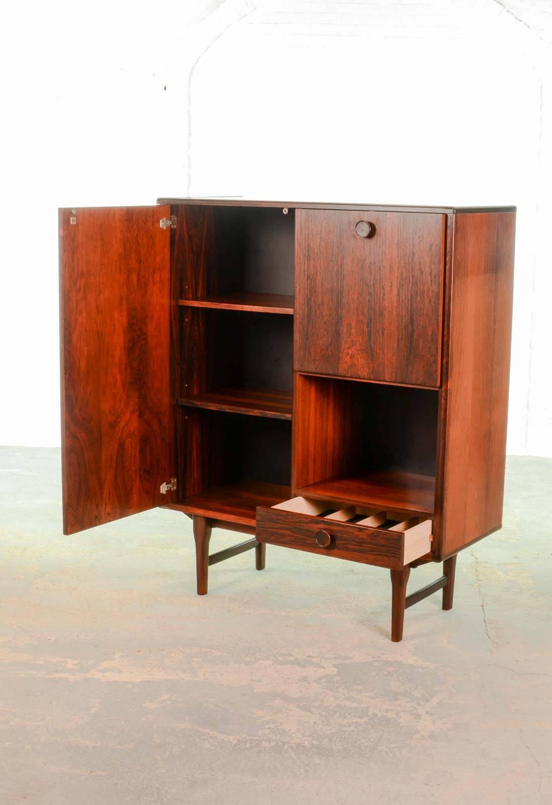 Laminated Mid-Century Dutch Design Rosewood Bar Cabinet for Fristho Franeker