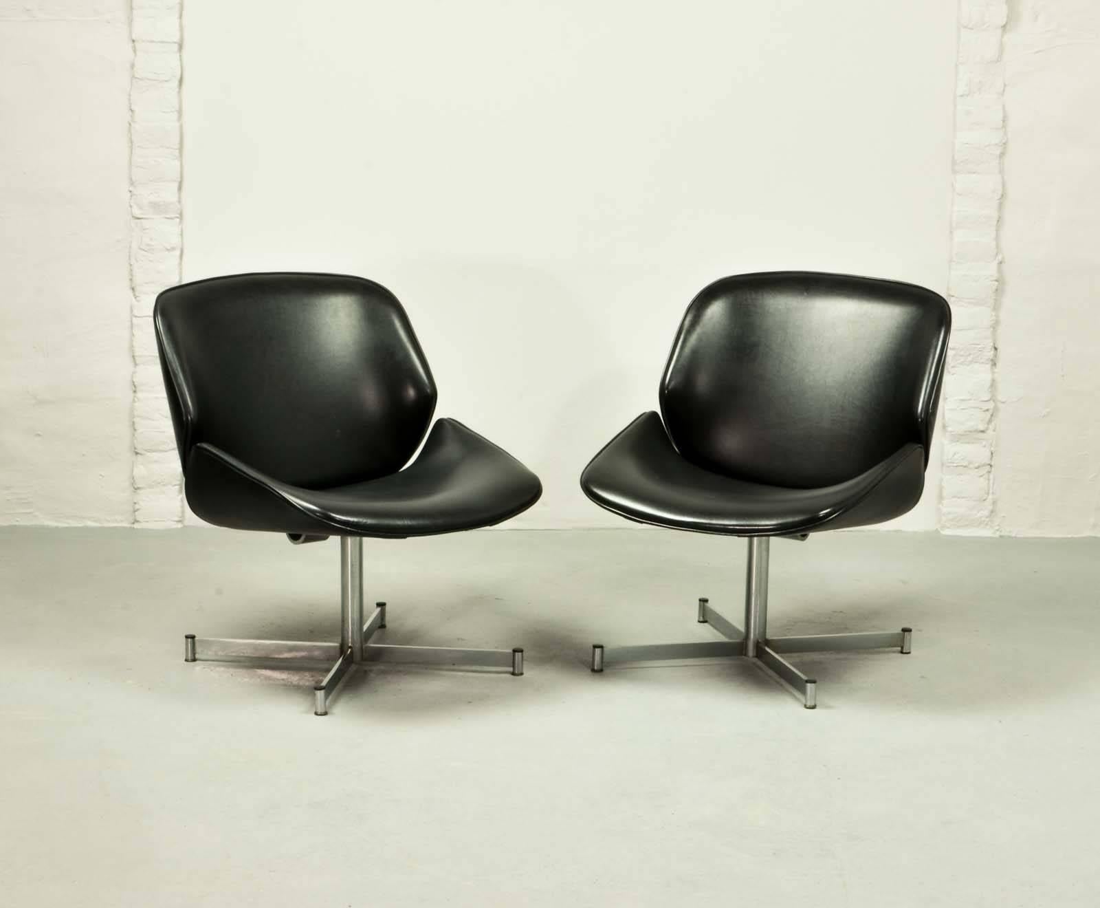 Mid-Century Modern Mid-Century Dutch Design Side Chairs by Geoffrey Harcourt for Exquis / Artifort