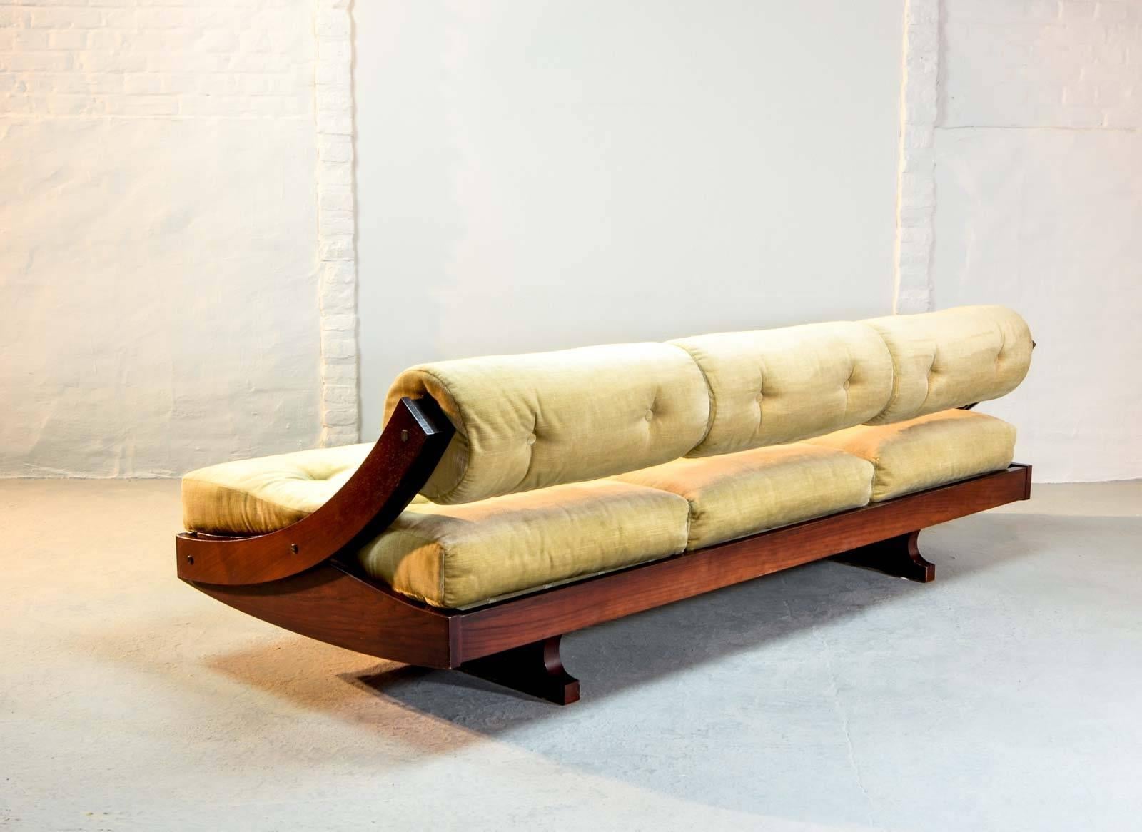 Italian Superb Champagne Colored Sormani Sofa / Daybed GS 195 by Gianni Songia