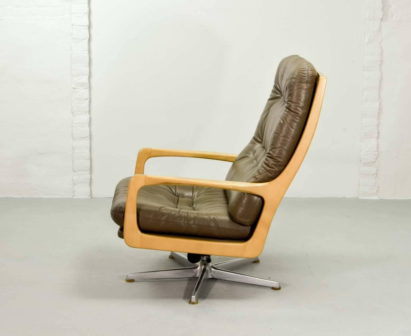Mid-Century Modern Luxurious Leather Lounge Chair Designed by Eugen Schmidt, 1970s