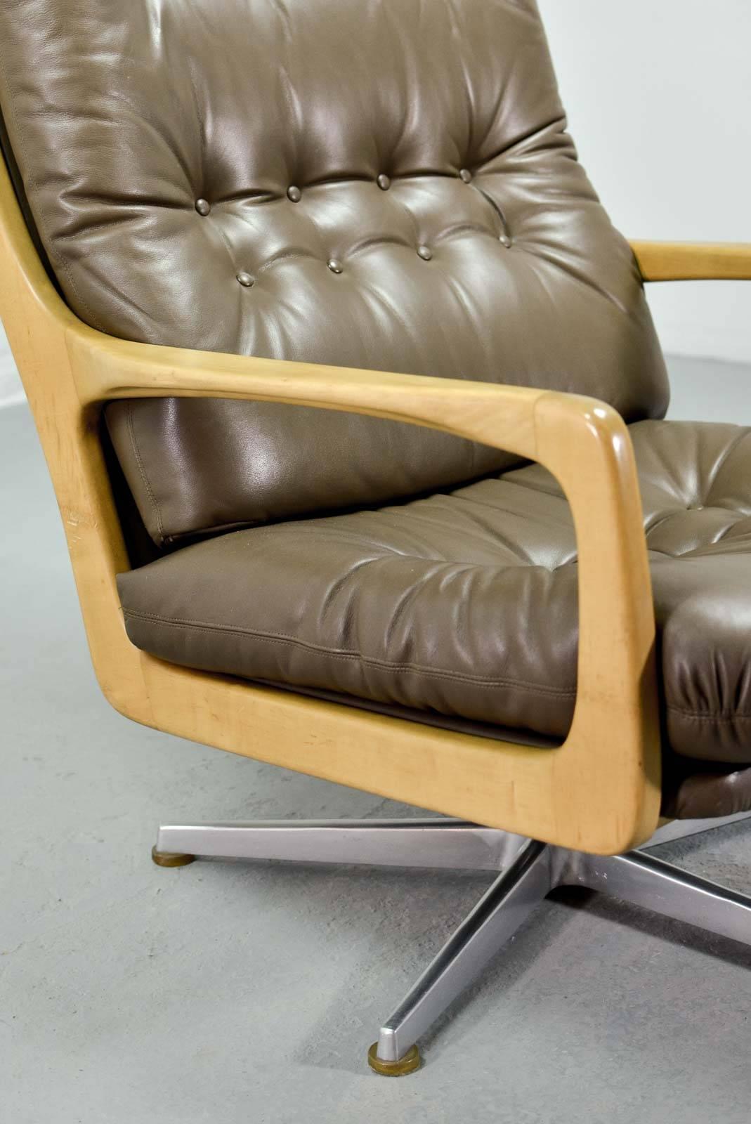 Late 20th Century Luxurious Leather Lounge Chair Designed by Eugen Schmidt, 1970s