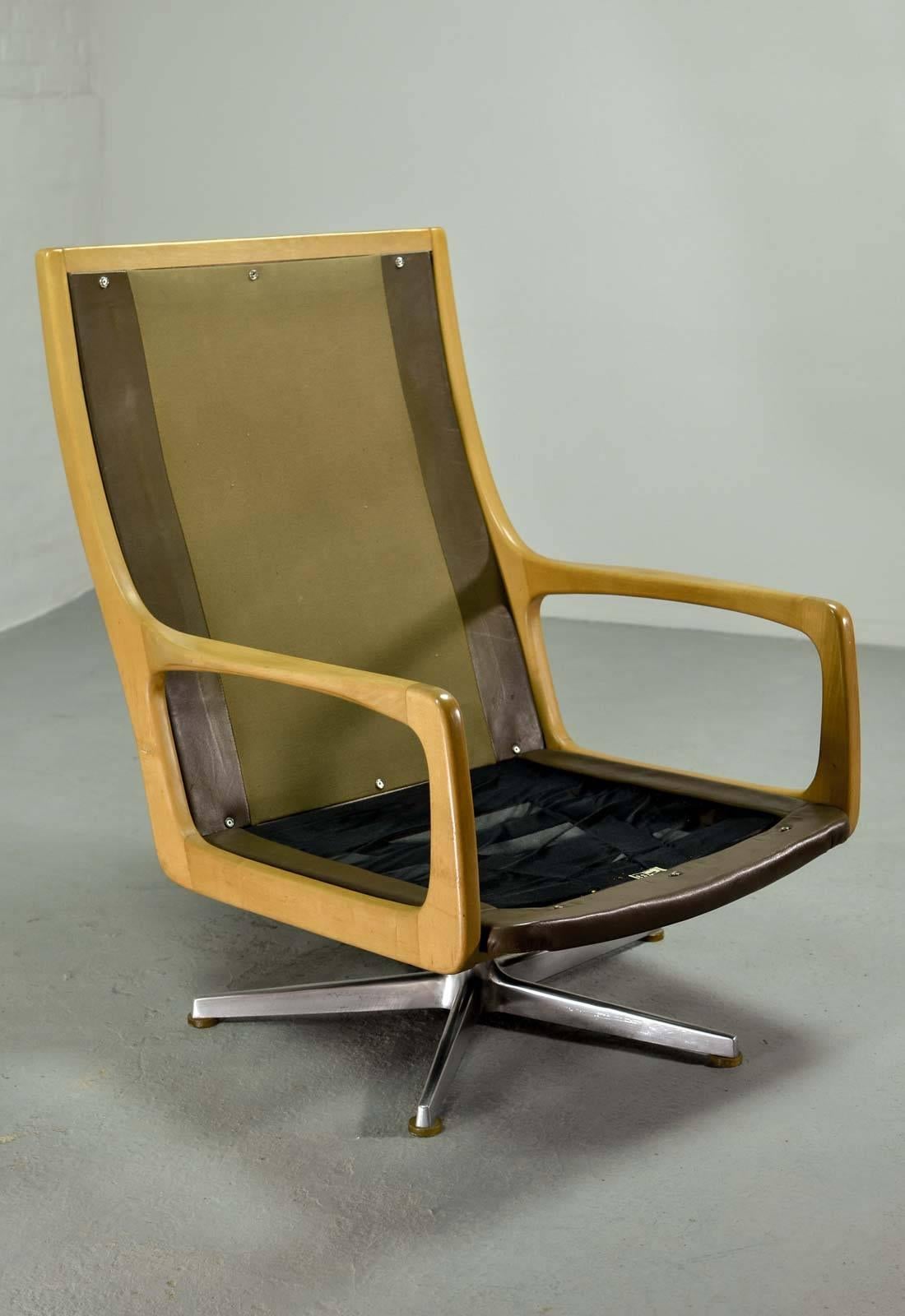 Luxurious Leather Lounge Chair Designed by Eugen Schmidt, 1970s 1