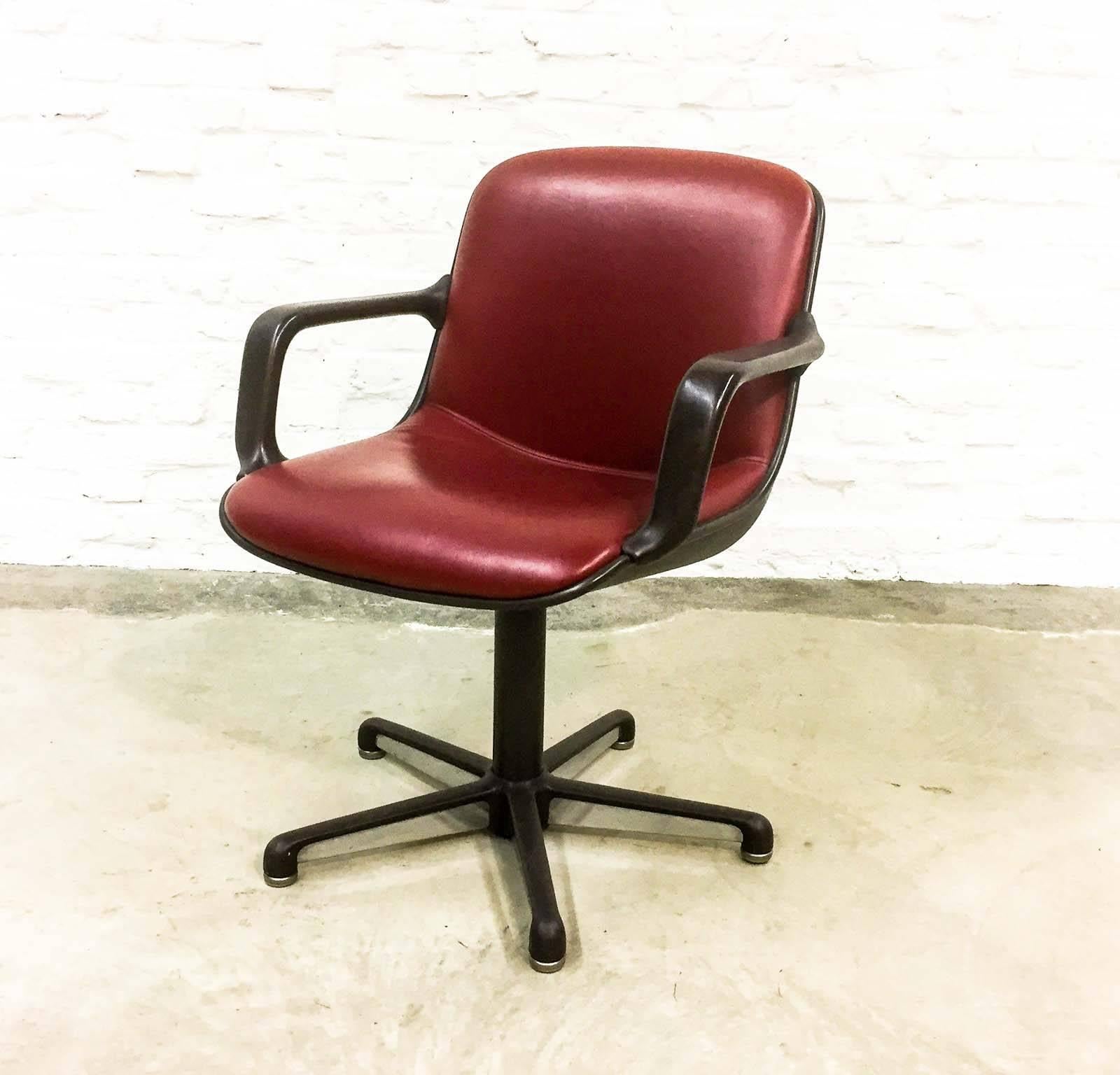 Italian Set of Eight Midcentury Burgundy Red Leather Executive Chairs by Comforto
