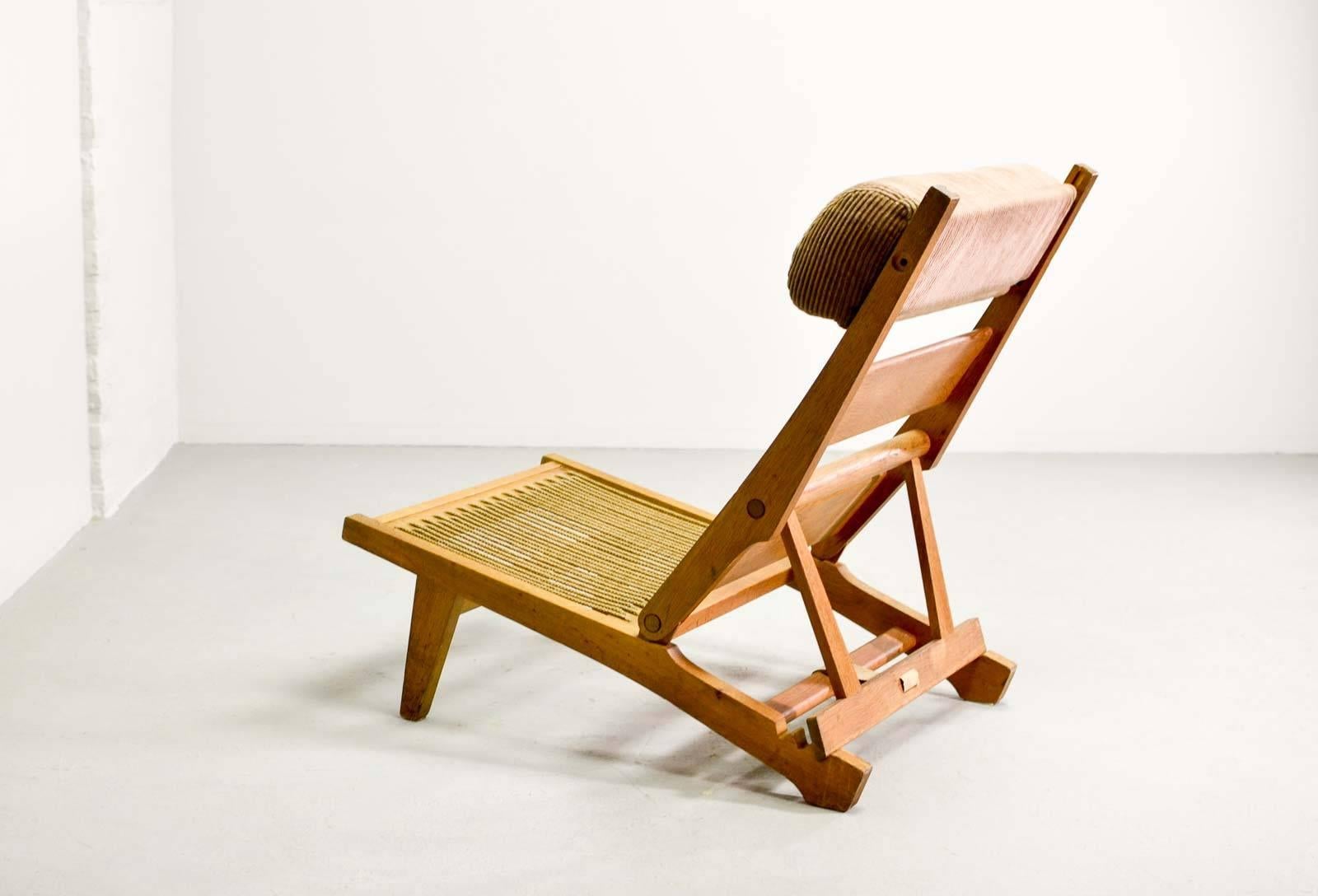 Mid-20th Century Magnificent Hans J. Wegner Oakwood Folding Lounge Chair AP71 by AP Stolen, 1968