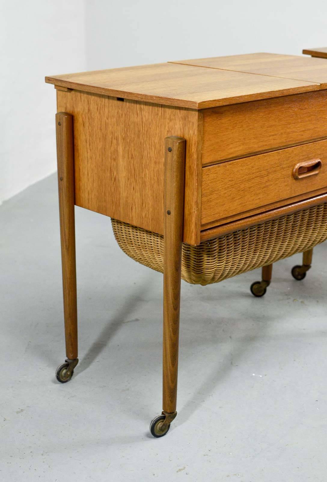 Mid-20th Century Great Pair of Solid Teak Danish Sewing Tables in Style of Hans Wegner, 1960s