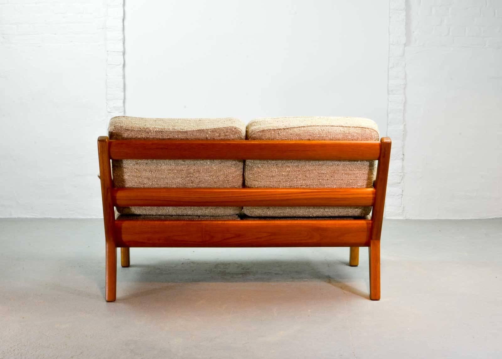 Midcentury Two-Seat Teak Sofa Designed by Juul Kristensen for Glostrup, 1960s In Excellent Condition In Maastricht, NL