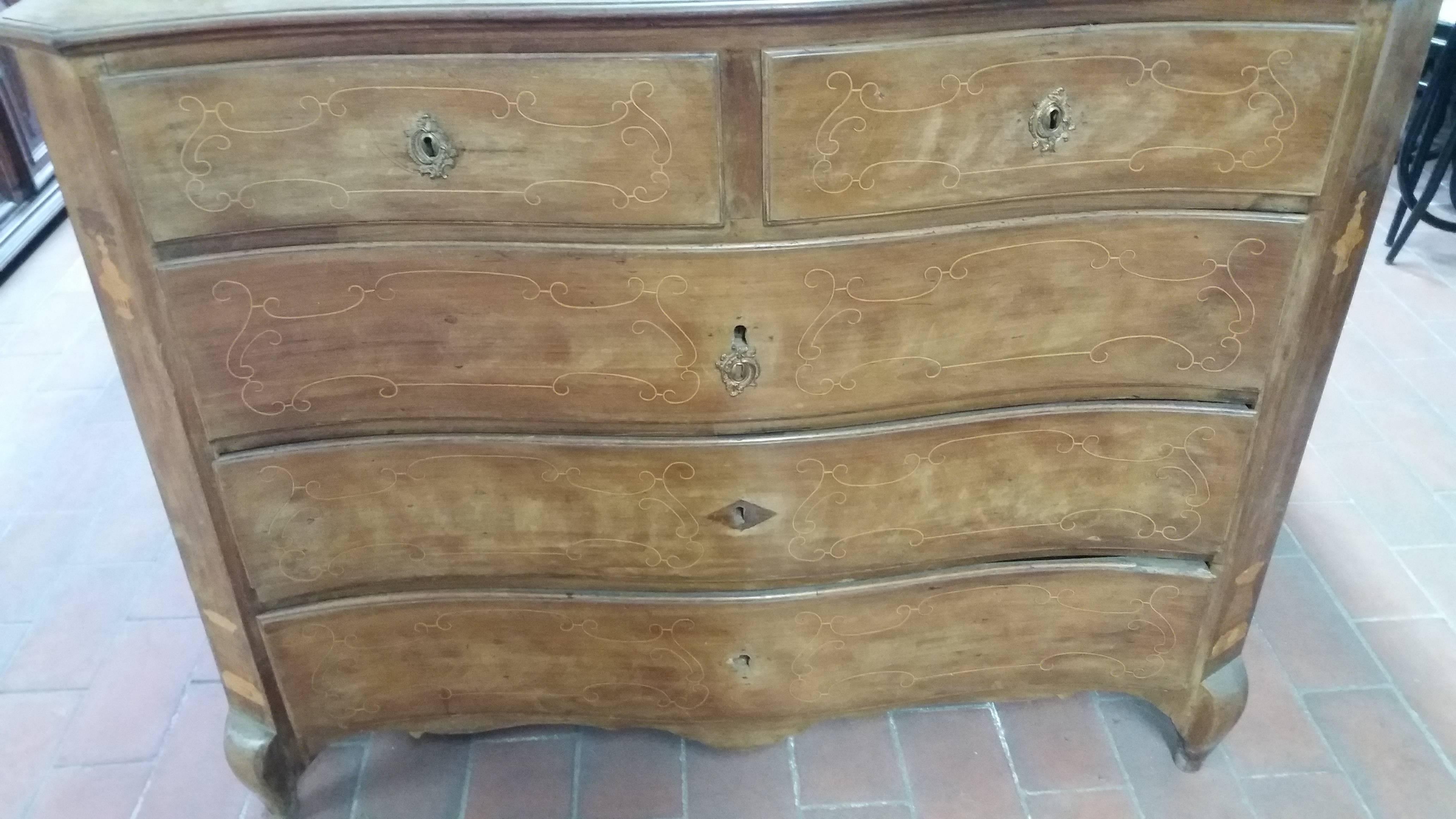 Late 18th Century Charles X Burr Walnut Wood French Chest of Drawers In Fair Condition For Sale In Wyboston Lakes, GB
