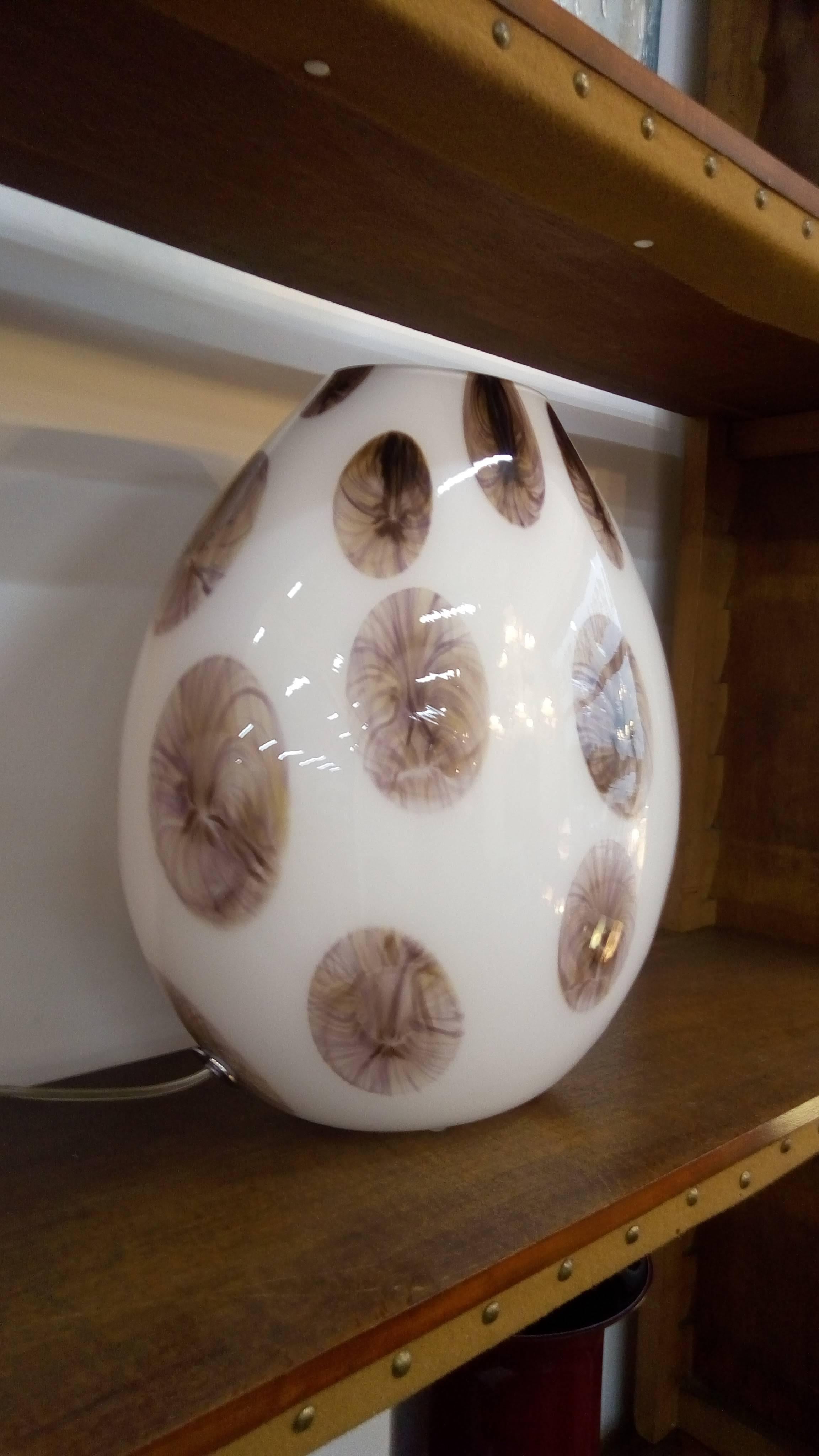 Modern White Murano Blown Glass Italian Table Lamp In Excellent Condition For Sale In Wyboston Lakes, GB