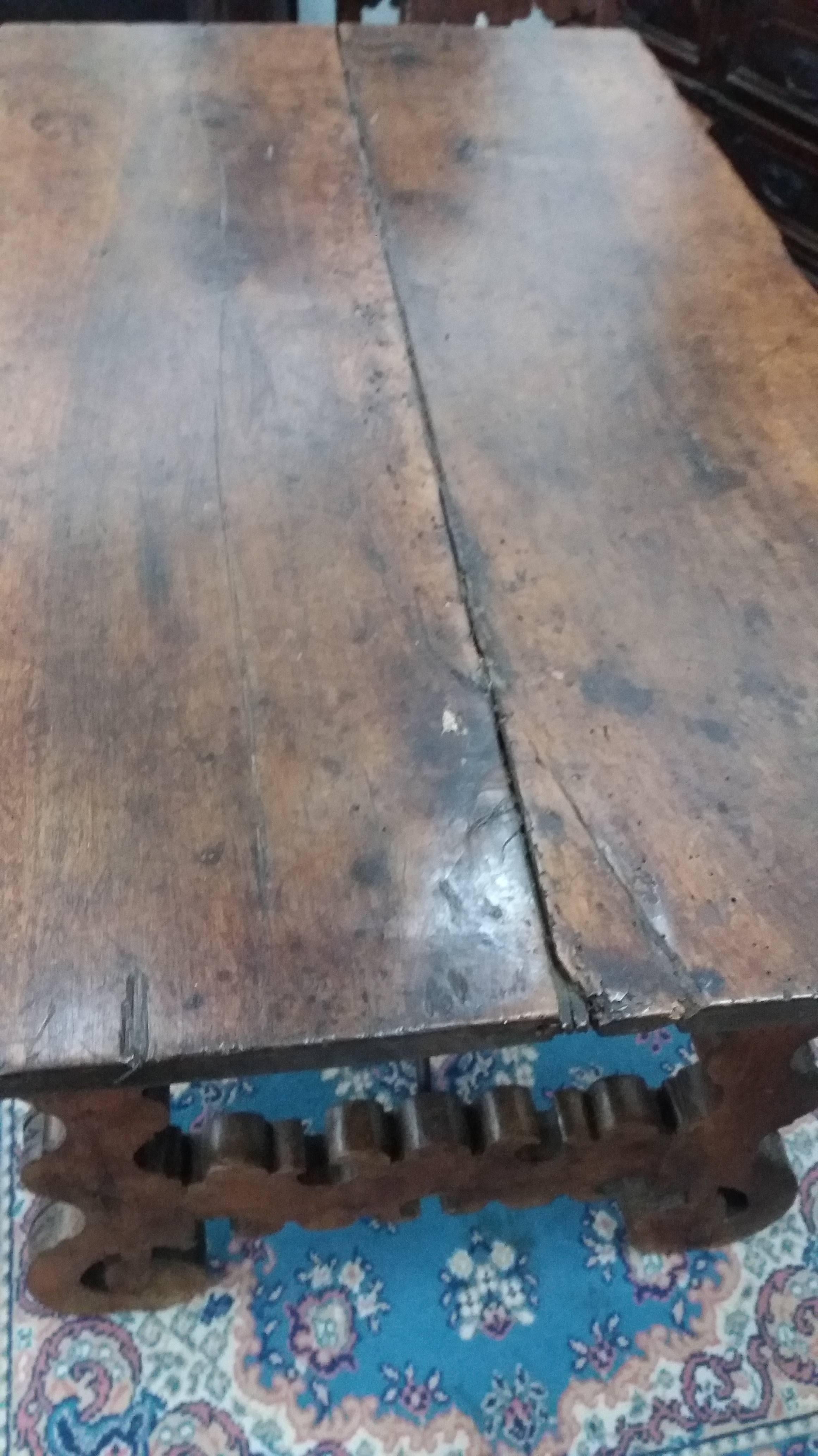 This table is from Spain
It was used to written
It was made in 1700 it is walnut
It is restored.
  