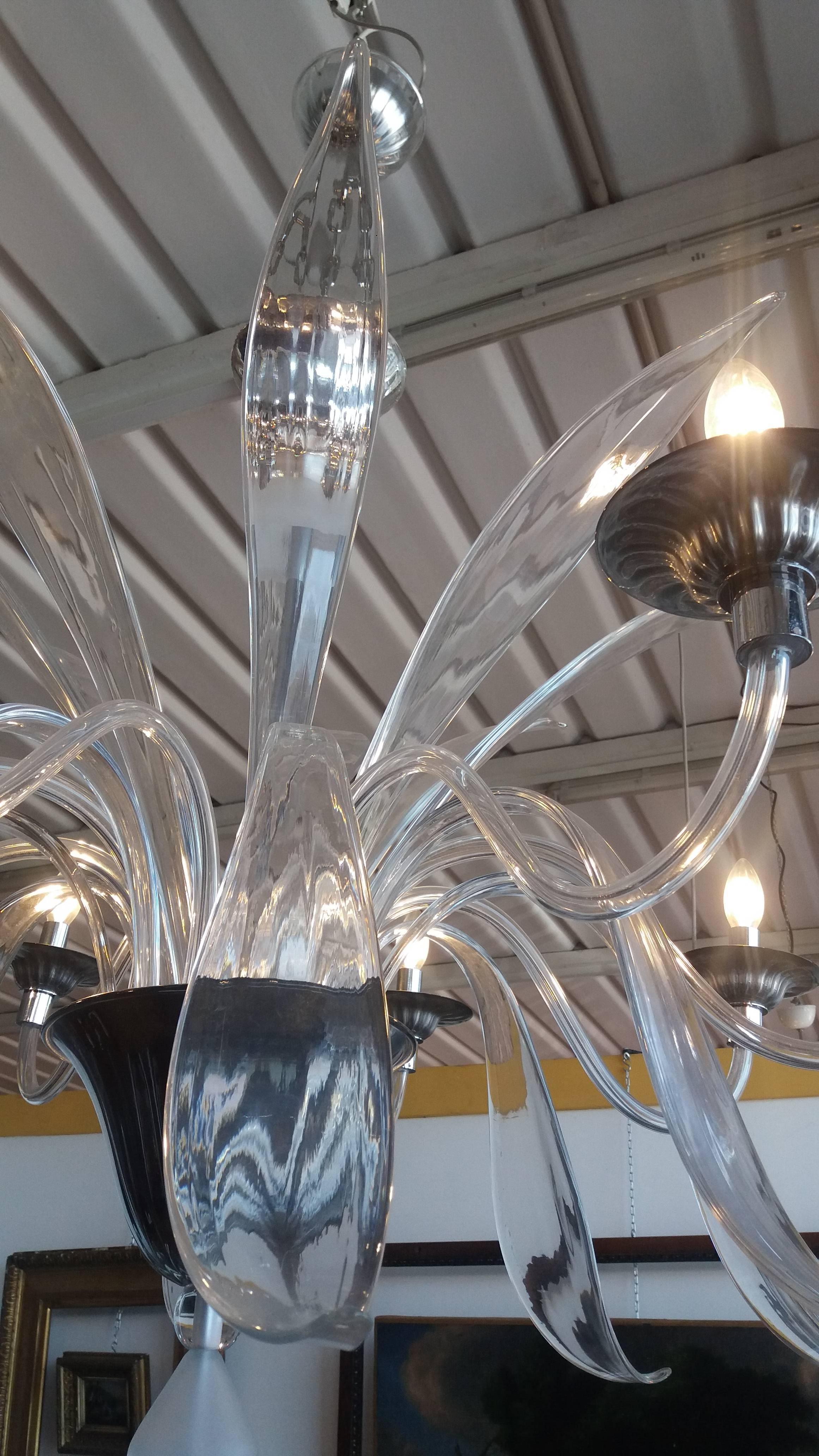 Eight Lights Modern Murano Glass Italian Chandelier For Sale 1