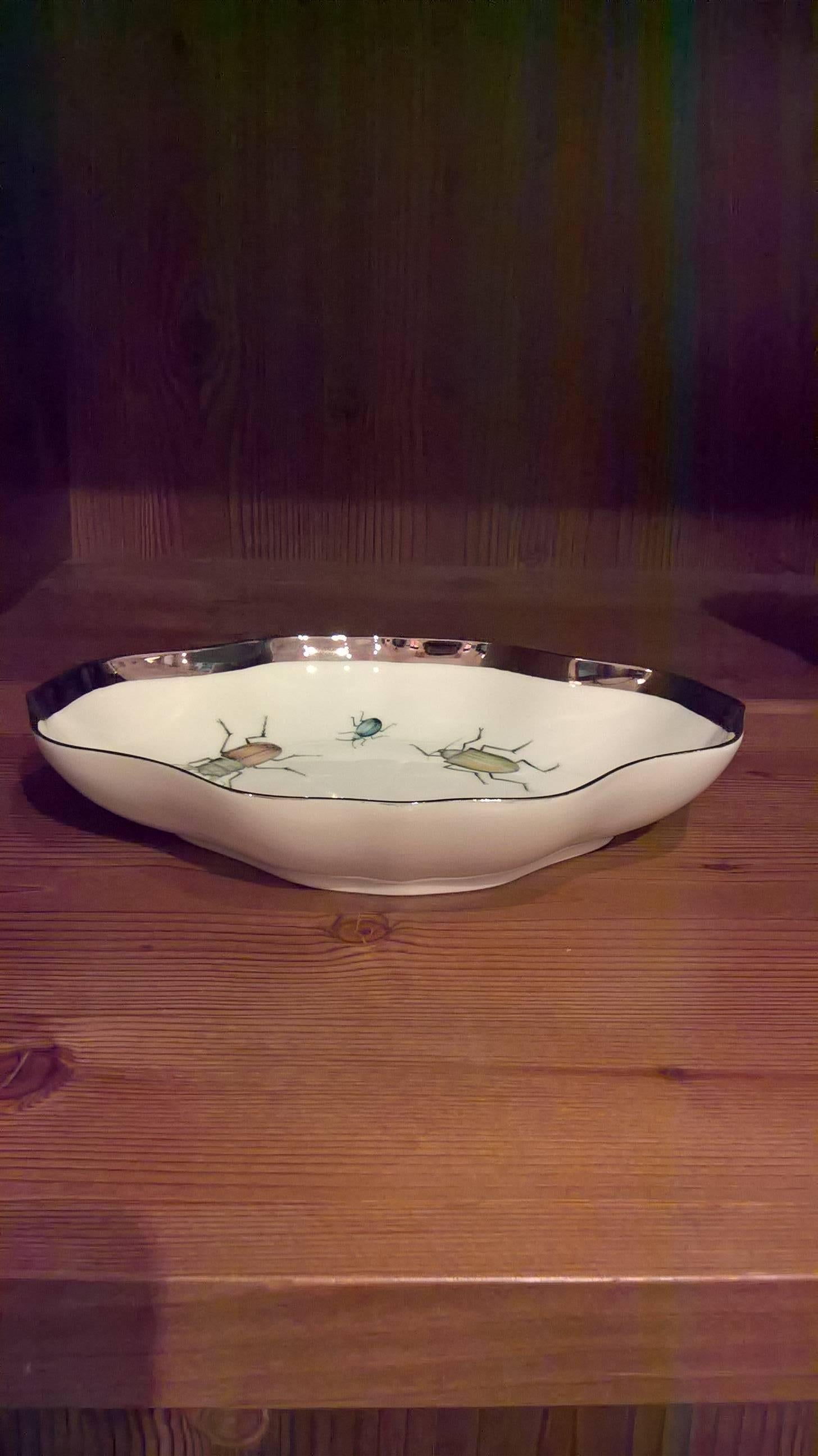 Modern Porcelain Dish with Beetles Sofina Boutique Kitzbuehel For Sale 1