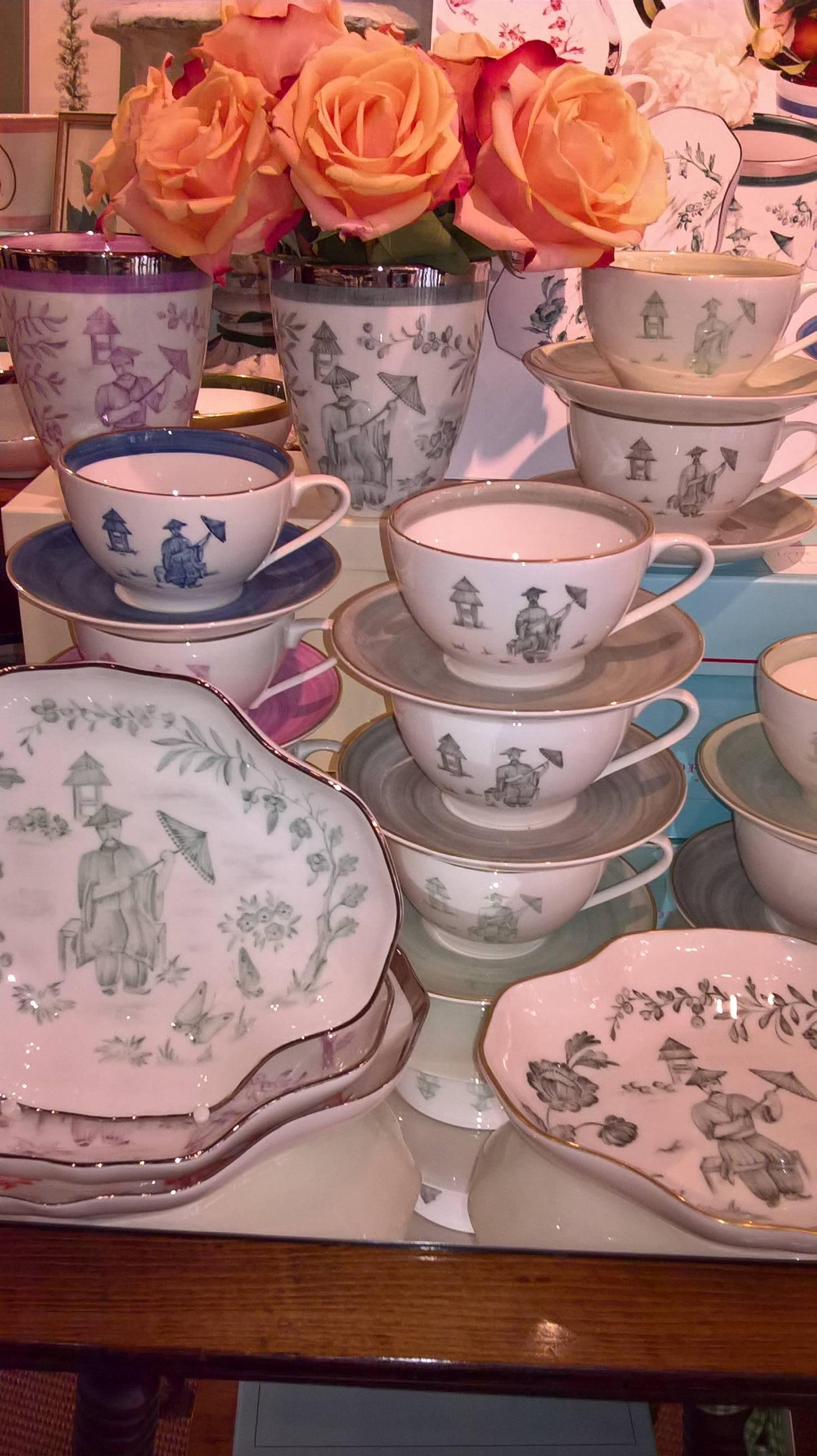 Dipinto a mano Piatto in porcellana dipinto a mano Chinoiserie Sofina Boutique Kitzbuehel in vendita