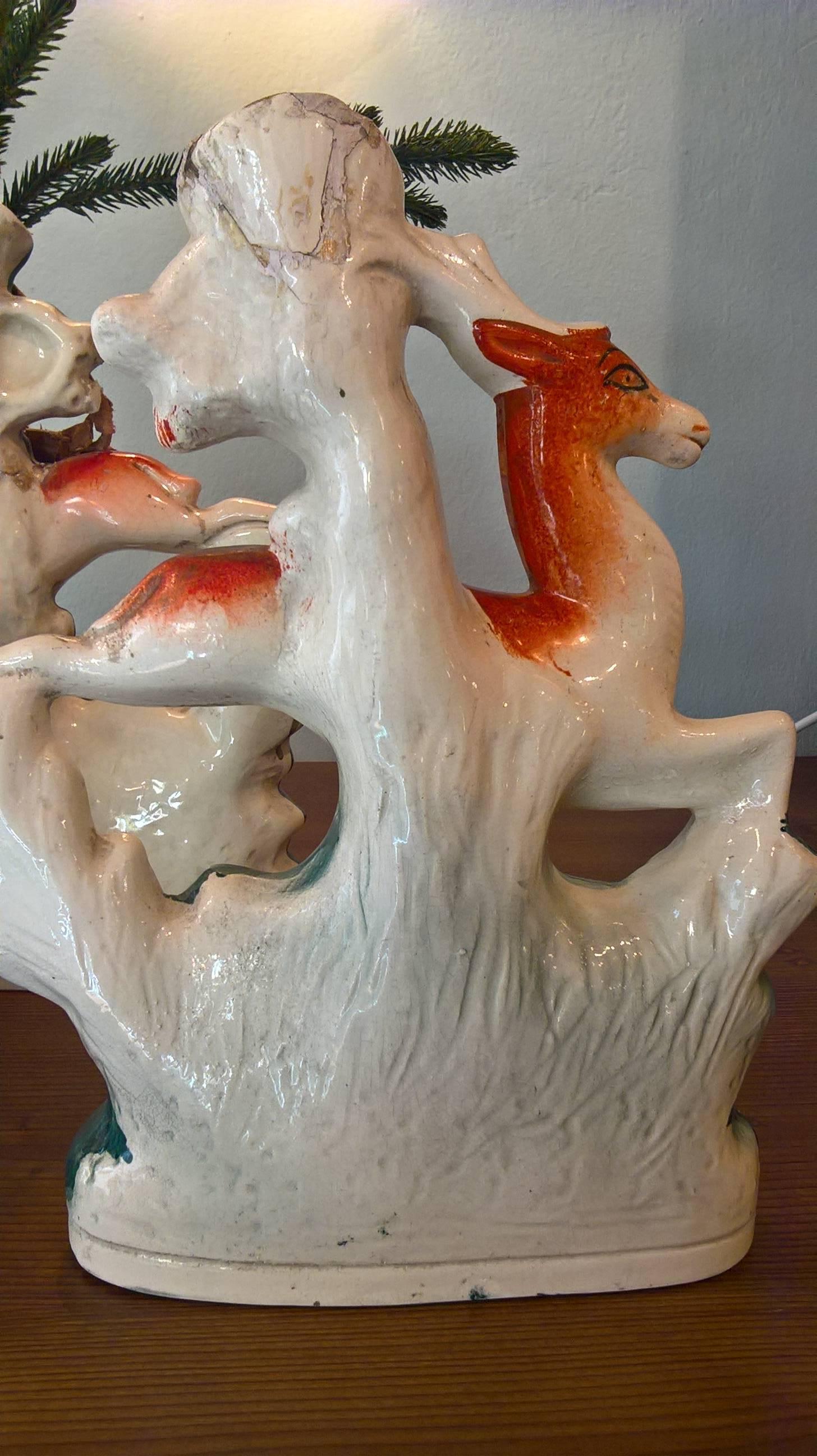 19th Century English Staffordshire Pottery Vases Deers and Dogs In Good Condition In Kitzbuhel, AT